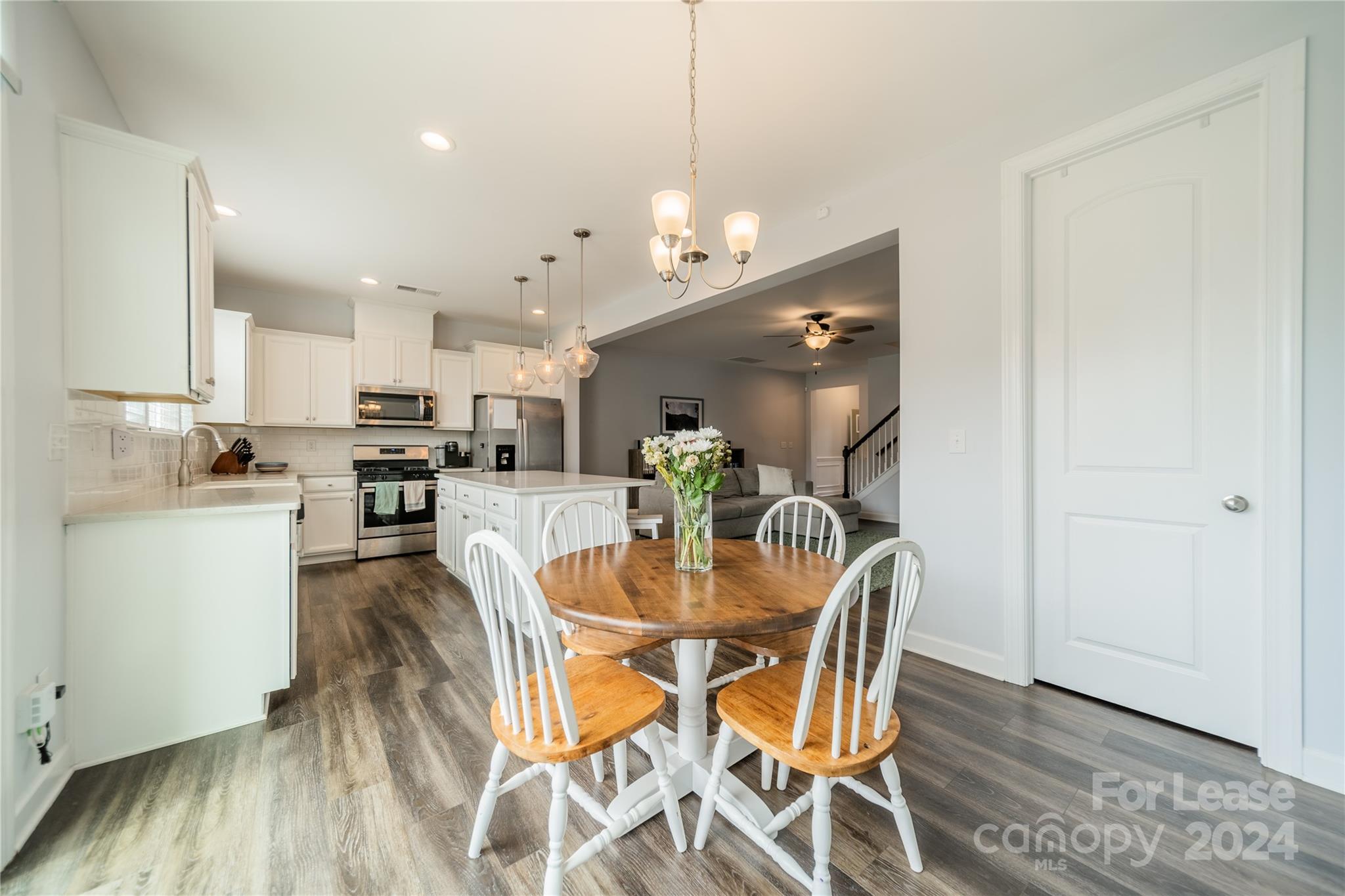 5831 Clan Maclaine Drive