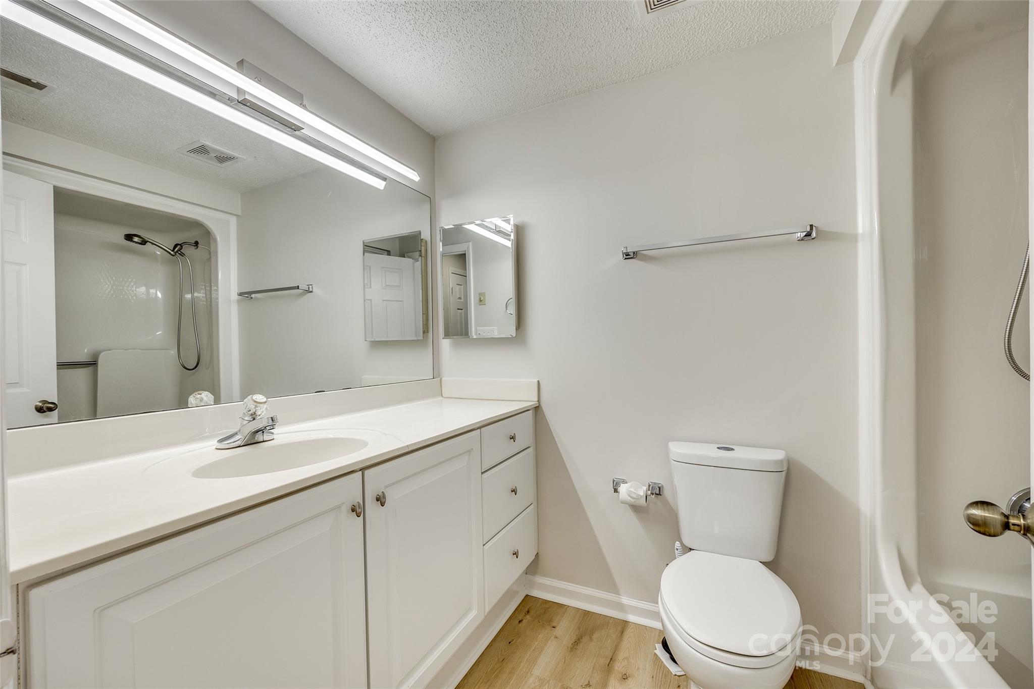 211 Heritage Boulevard Unit: 211