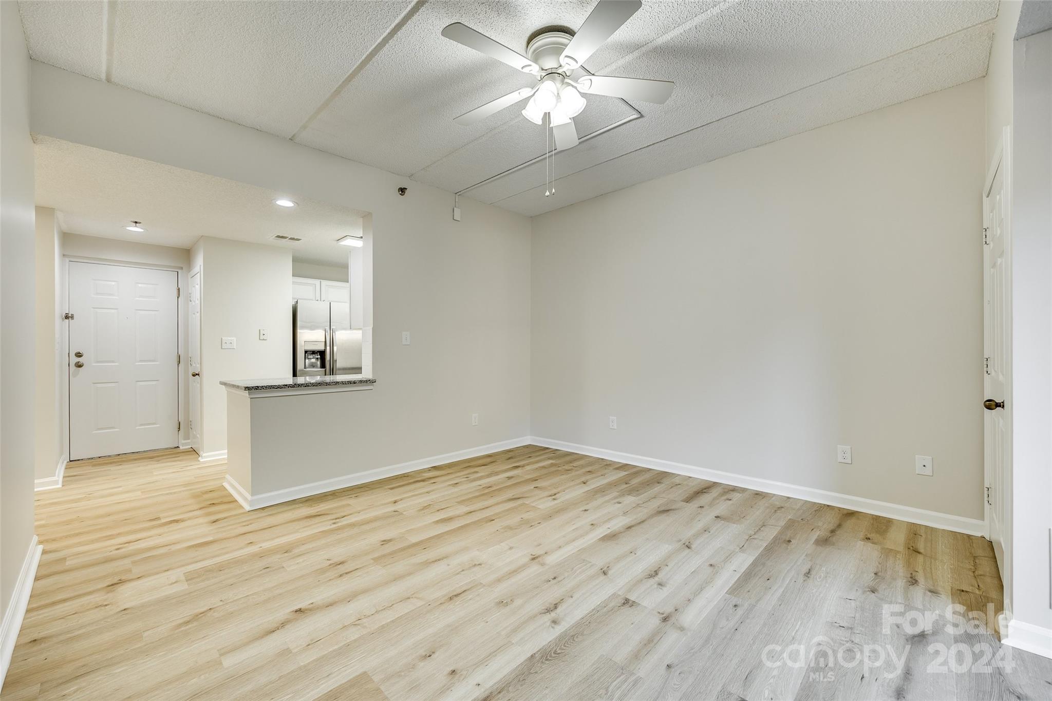 211 Heritage Boulevard Unit: 211
