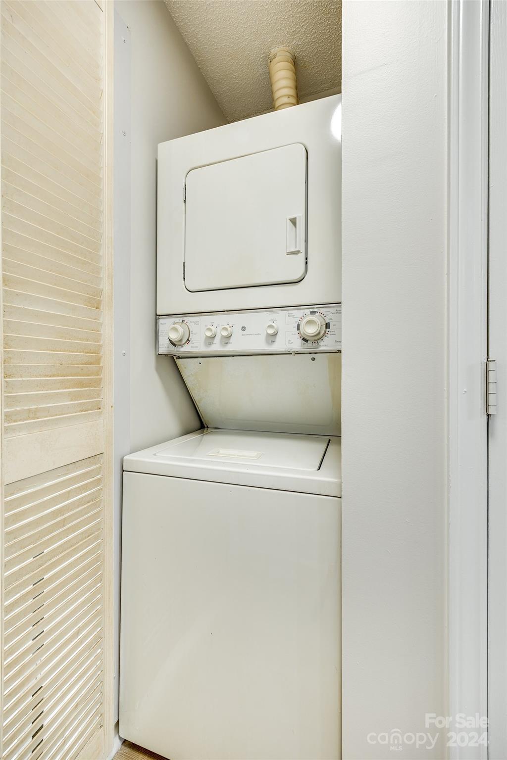 211 Heritage Boulevard Unit: 211