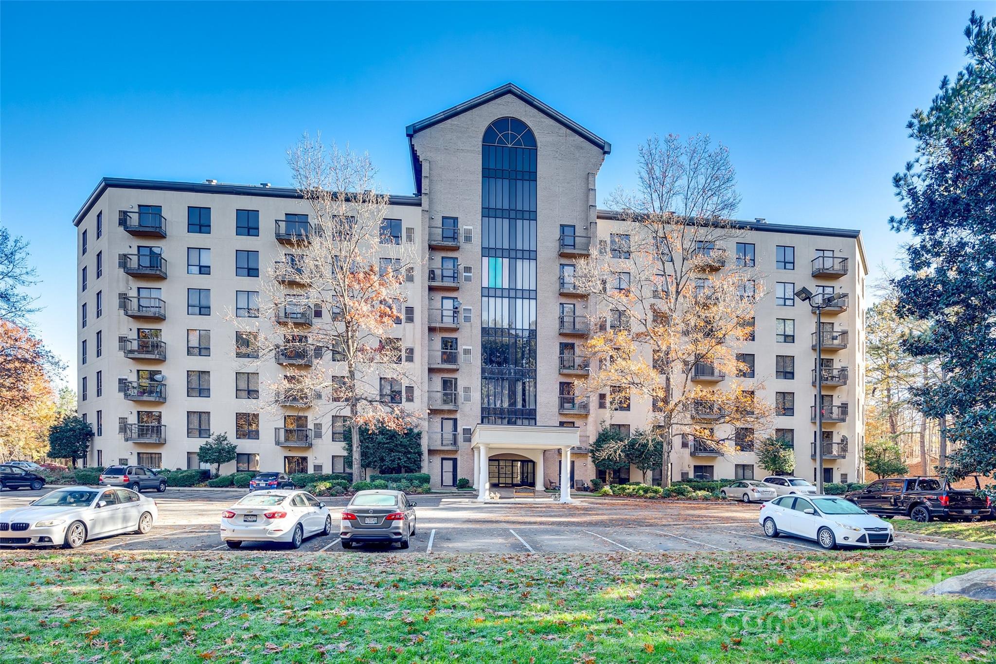 211 Heritage Boulevard Unit: 211