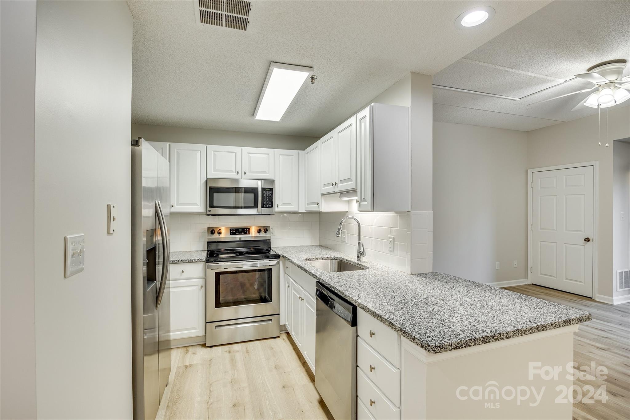 211 Heritage Boulevard Unit: 211