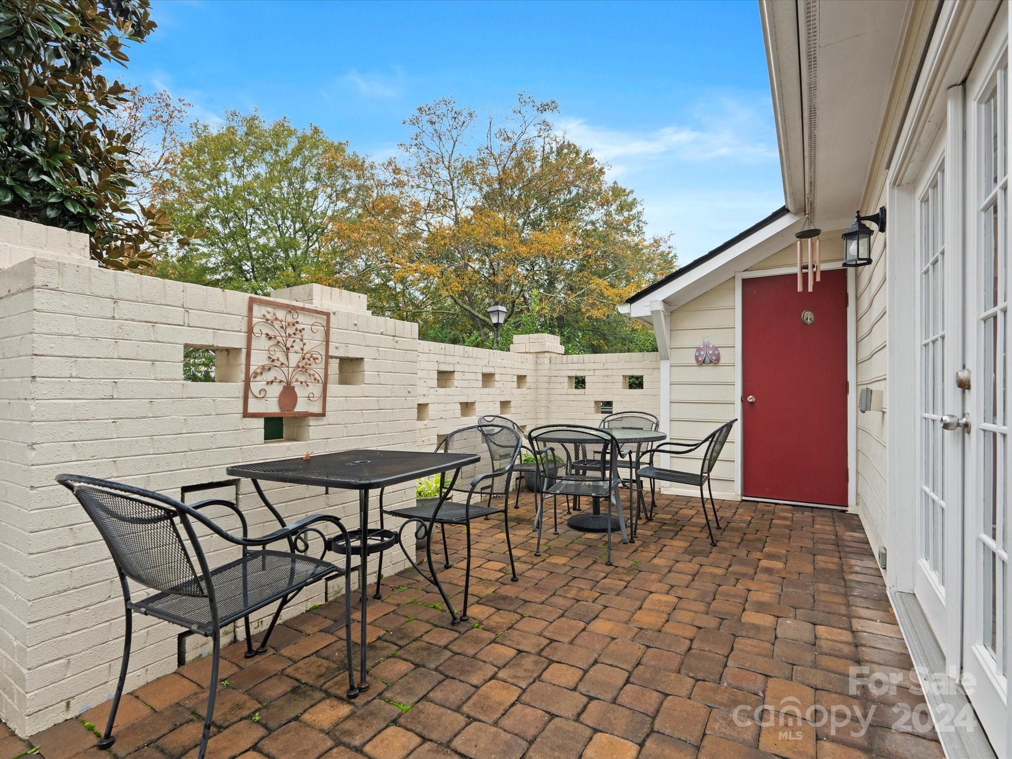 2713 New Hamlin Way