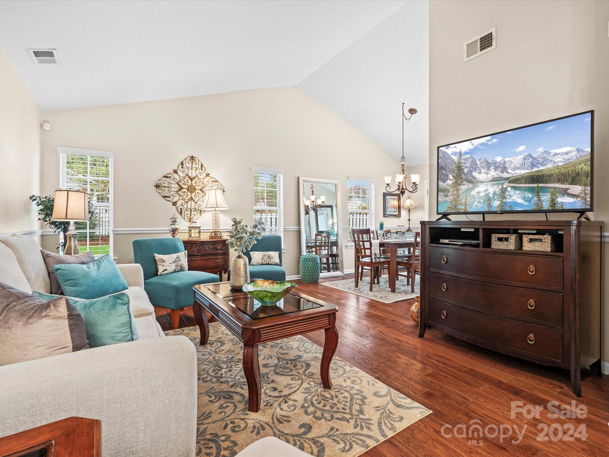 2713 New Hamlin Way