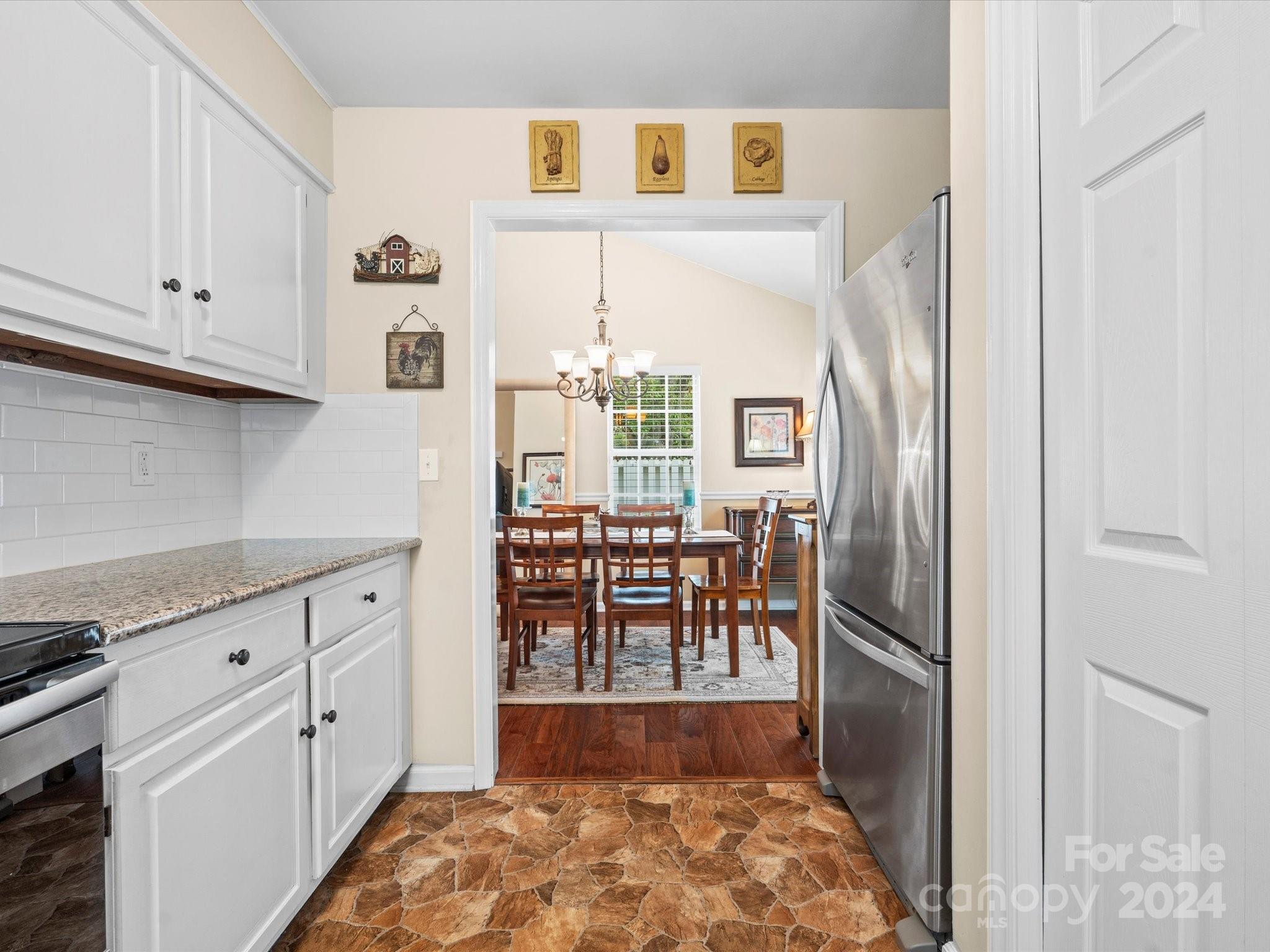 2713 New Hamlin Way