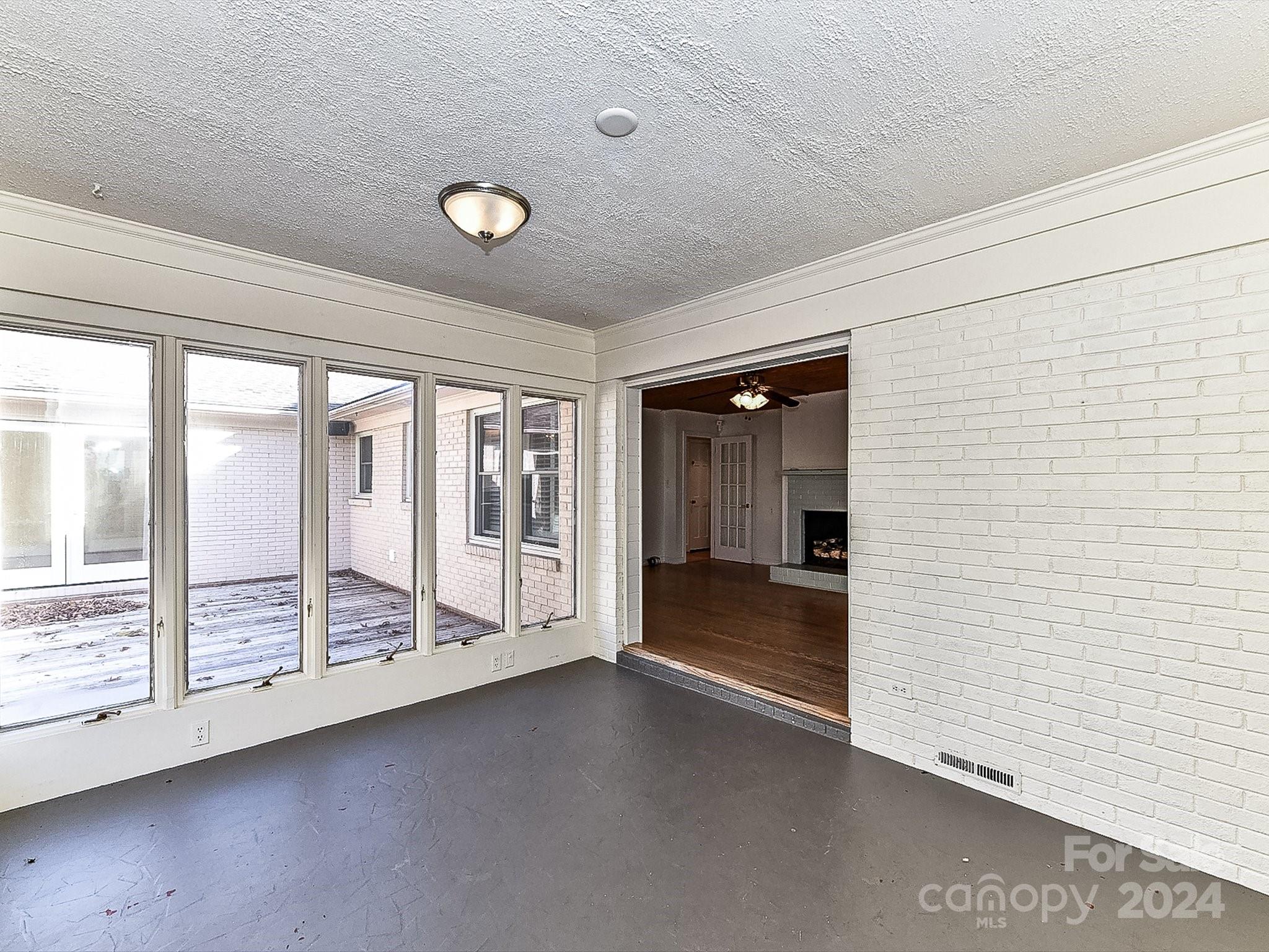 4720 Aspen Court