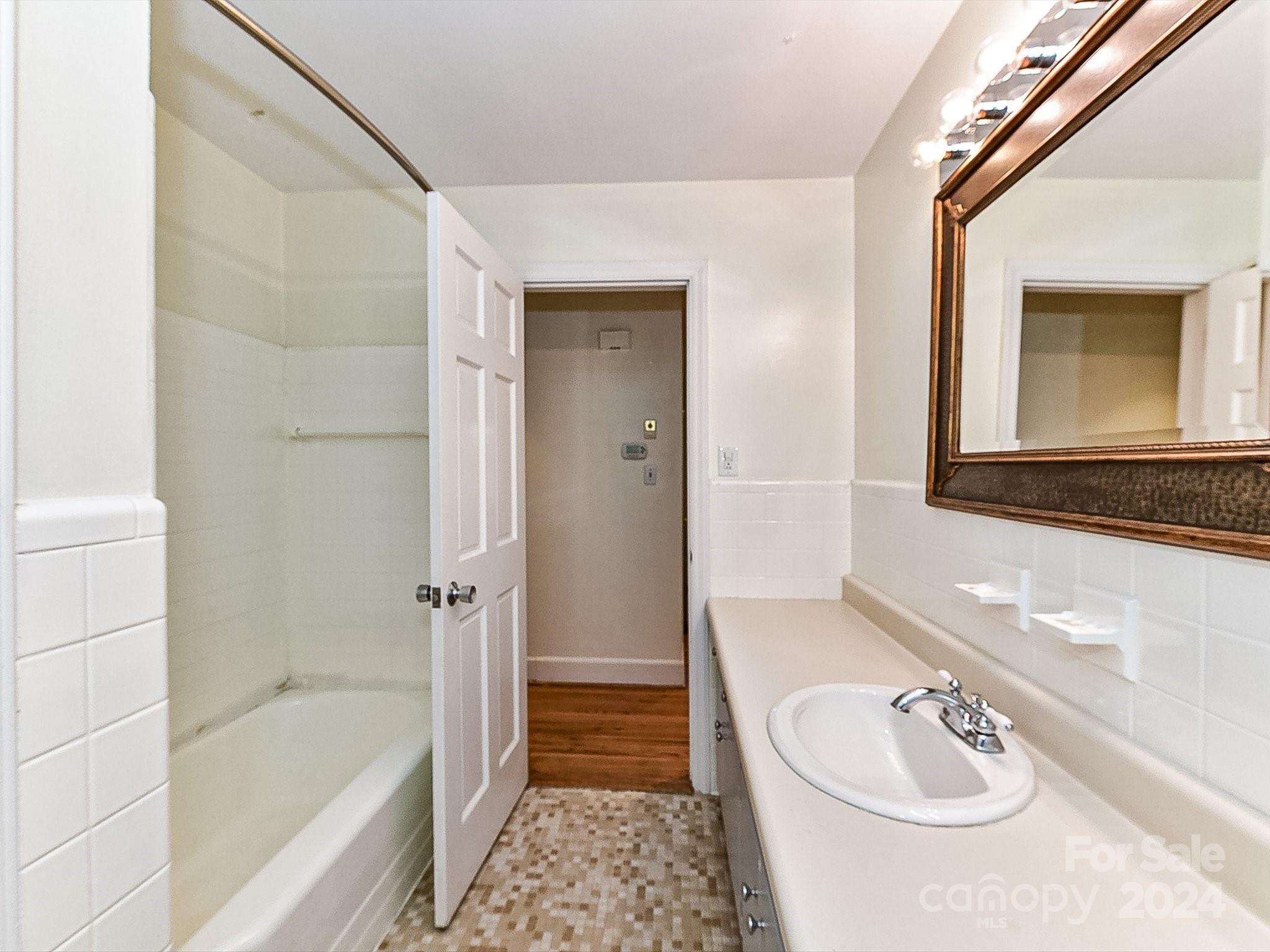 4720 Aspen Court