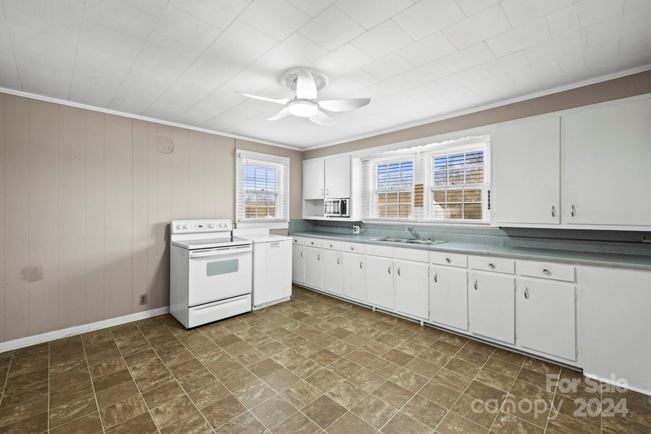 3603 Goodson Road
