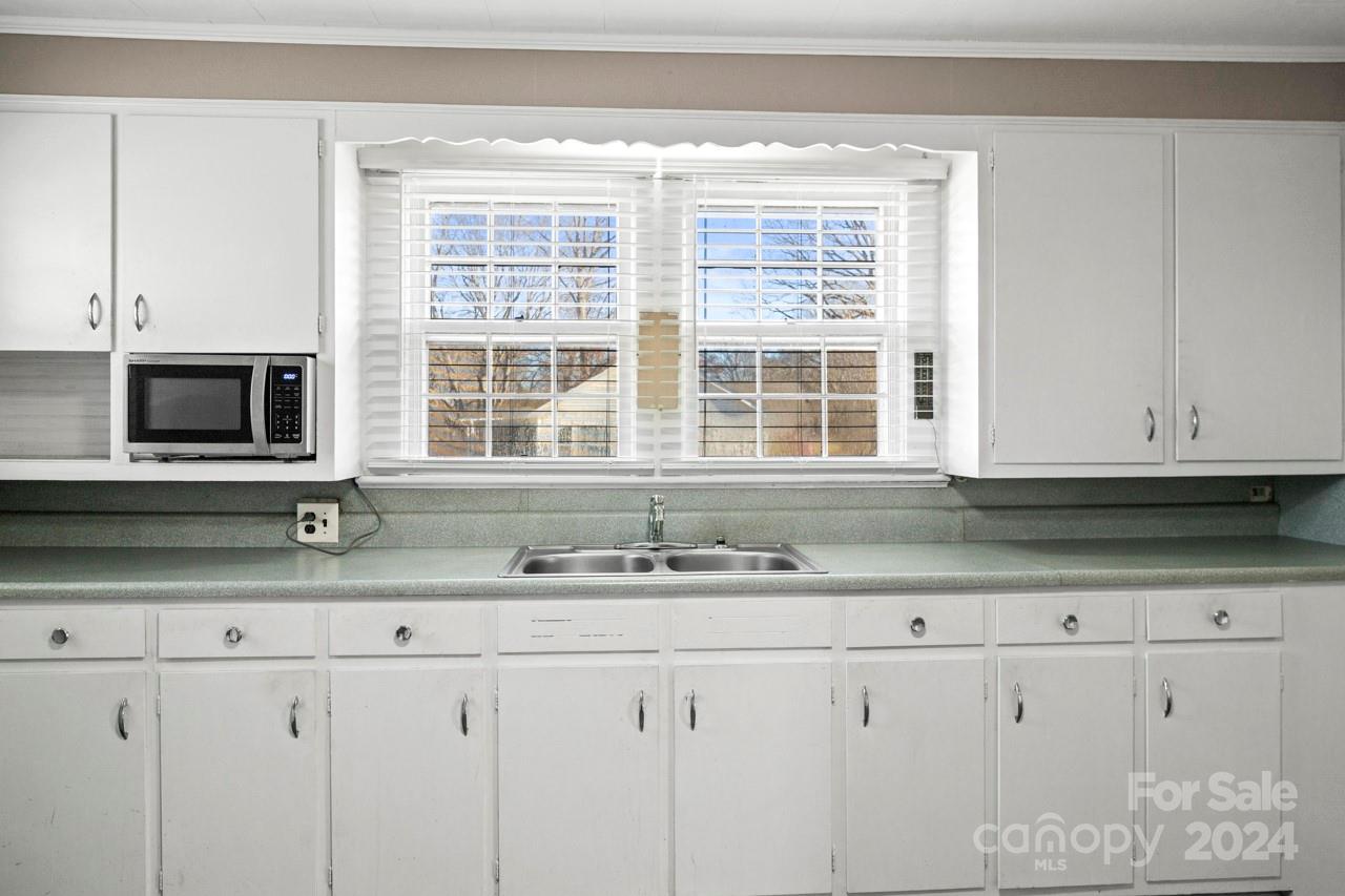 3603 Goodson Road