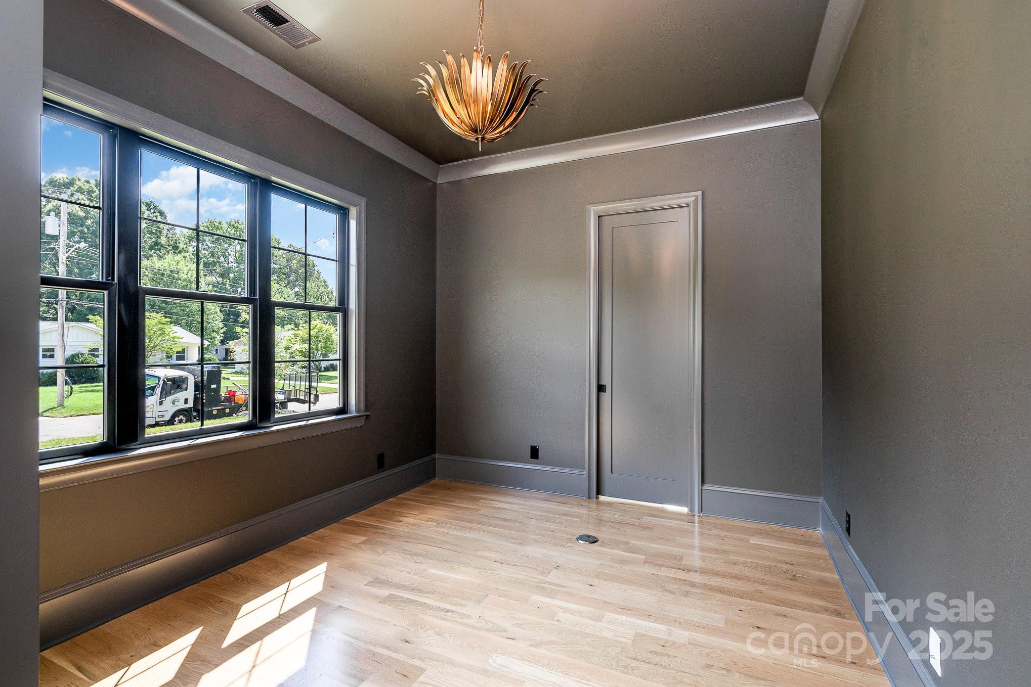3814 Topsfield Road