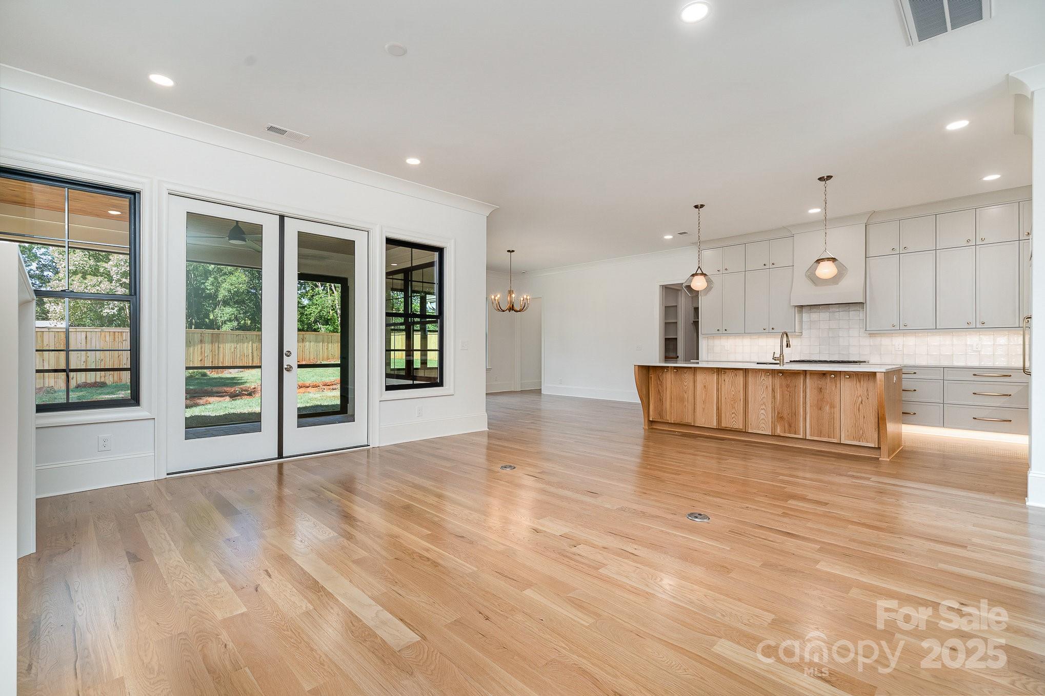 3814 Topsfield Road