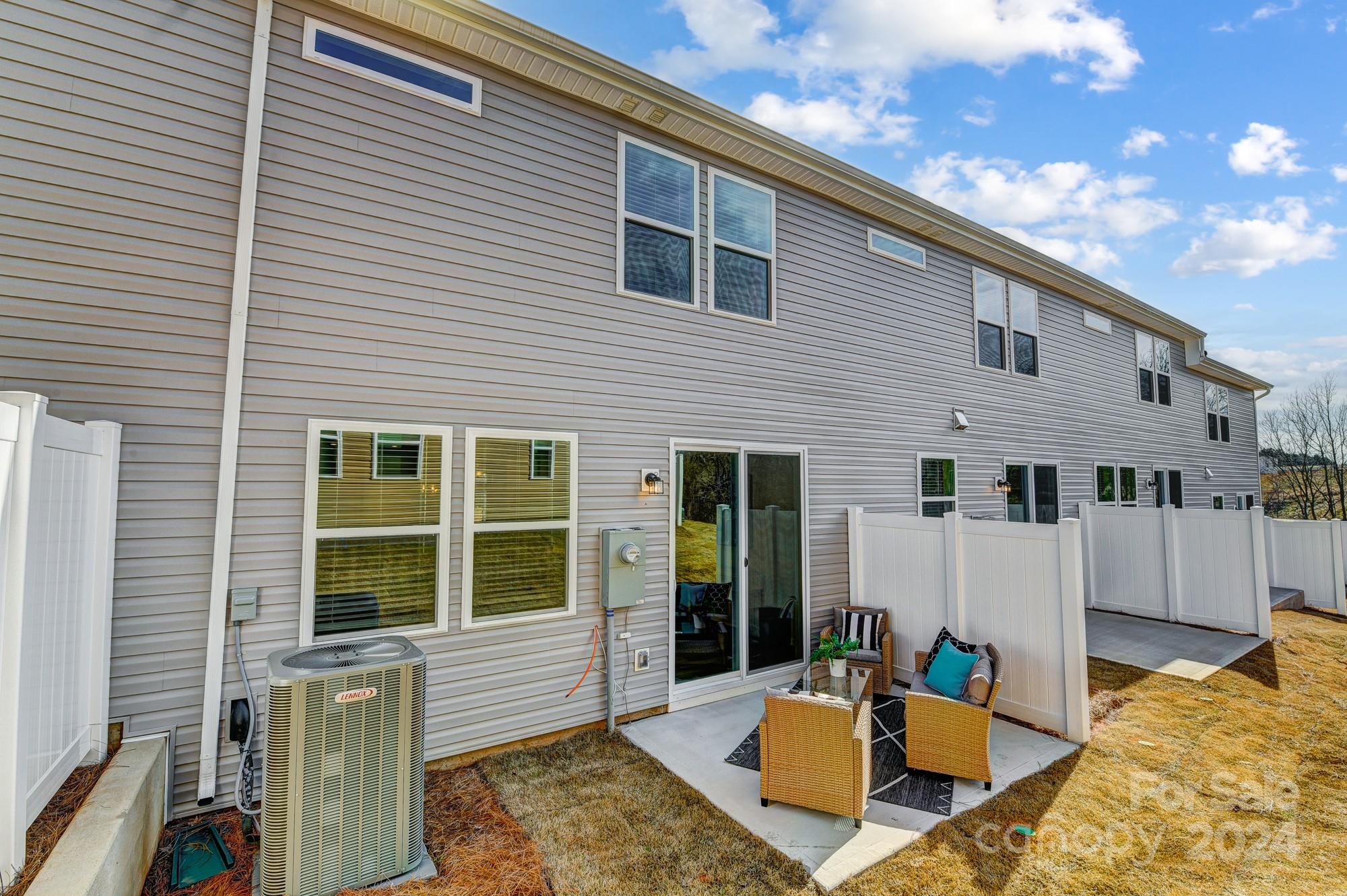 2727 Texana Court