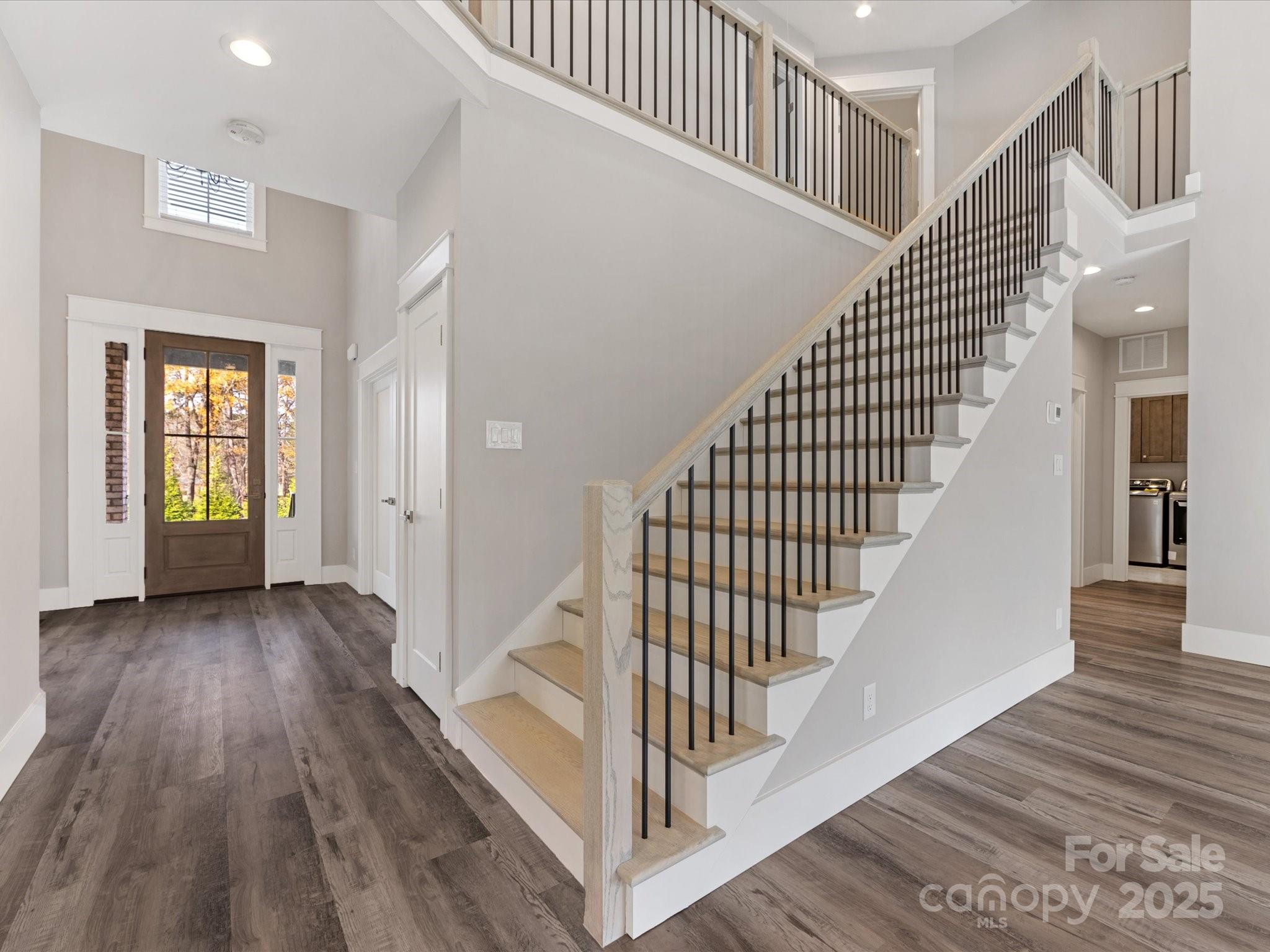719 Greenbriar Drive