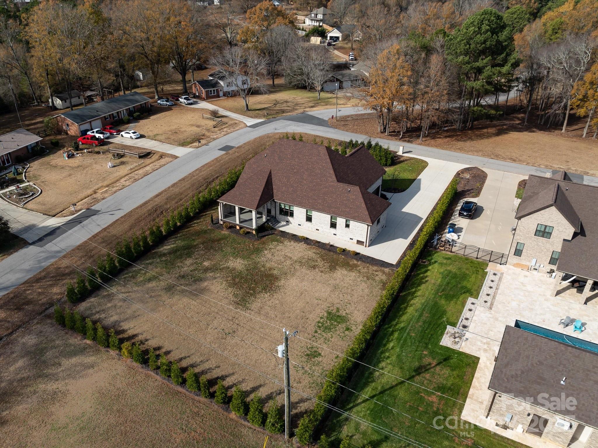 719 Greenbriar Drive