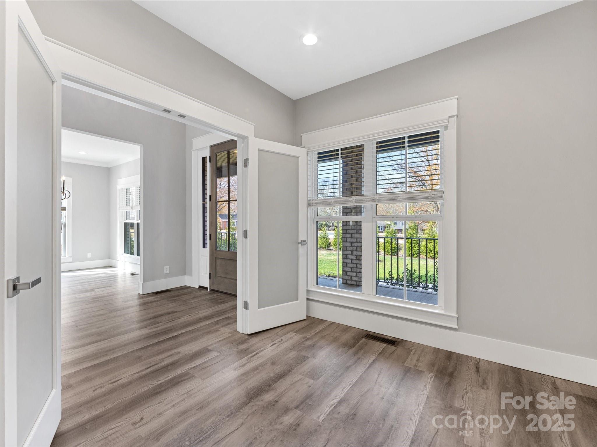 719 Greenbriar Drive