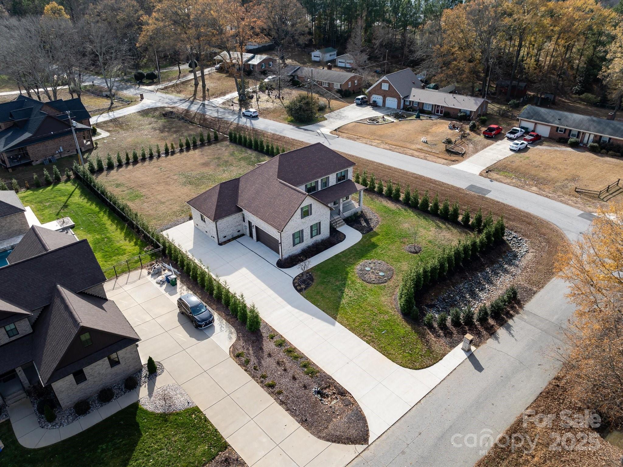 719 Greenbriar Drive
