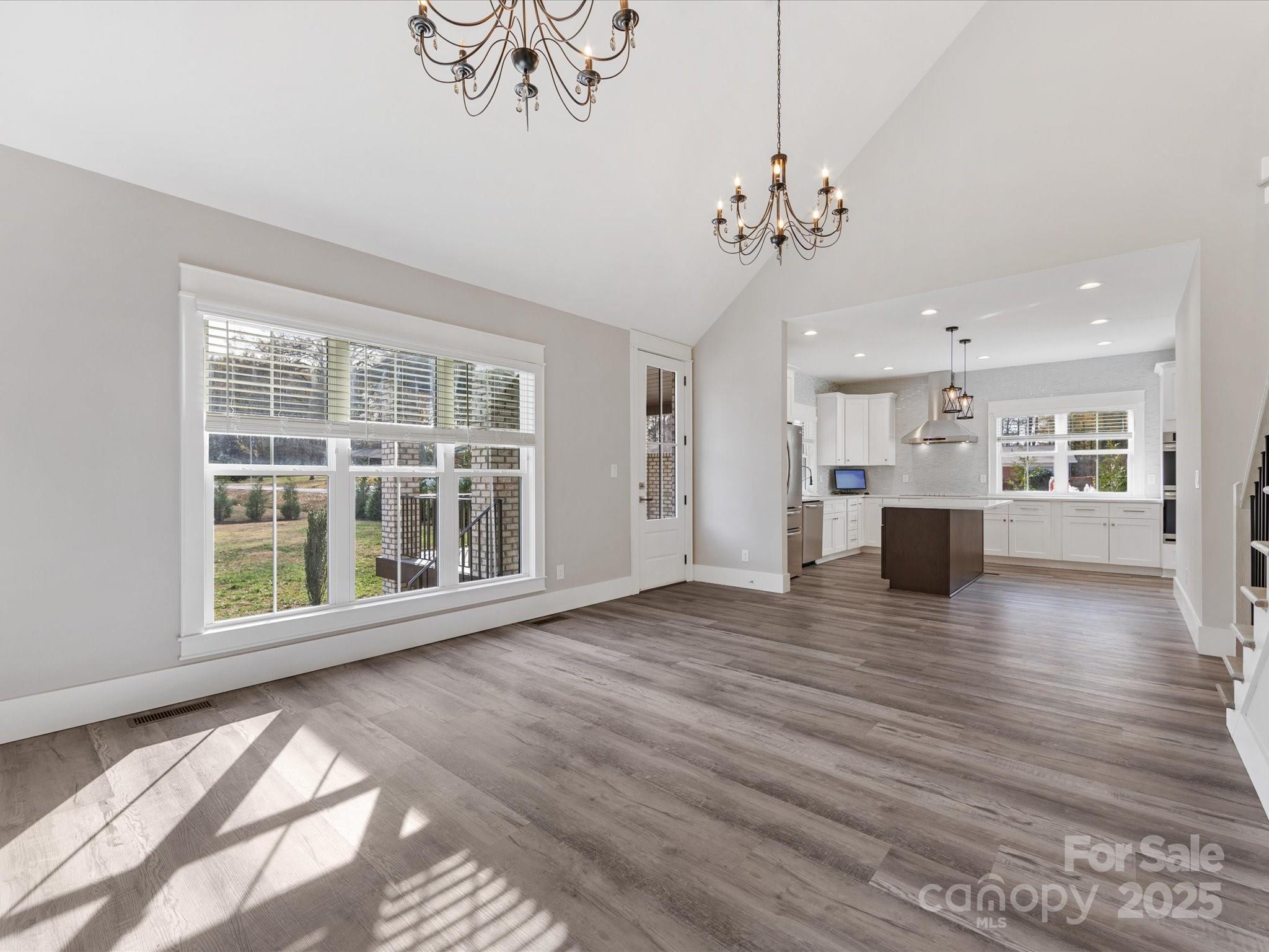 719 Greenbriar Drive