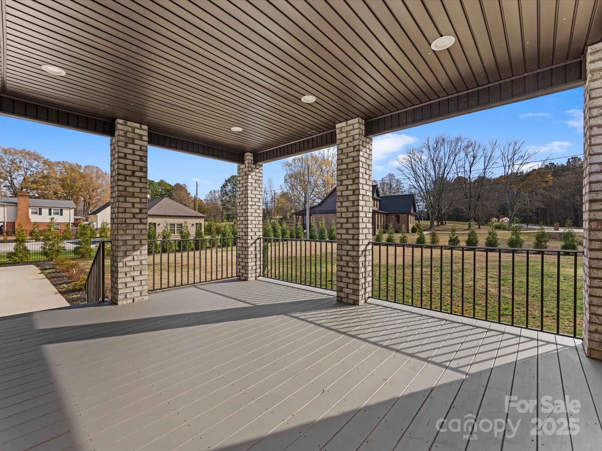 719 Greenbriar Drive