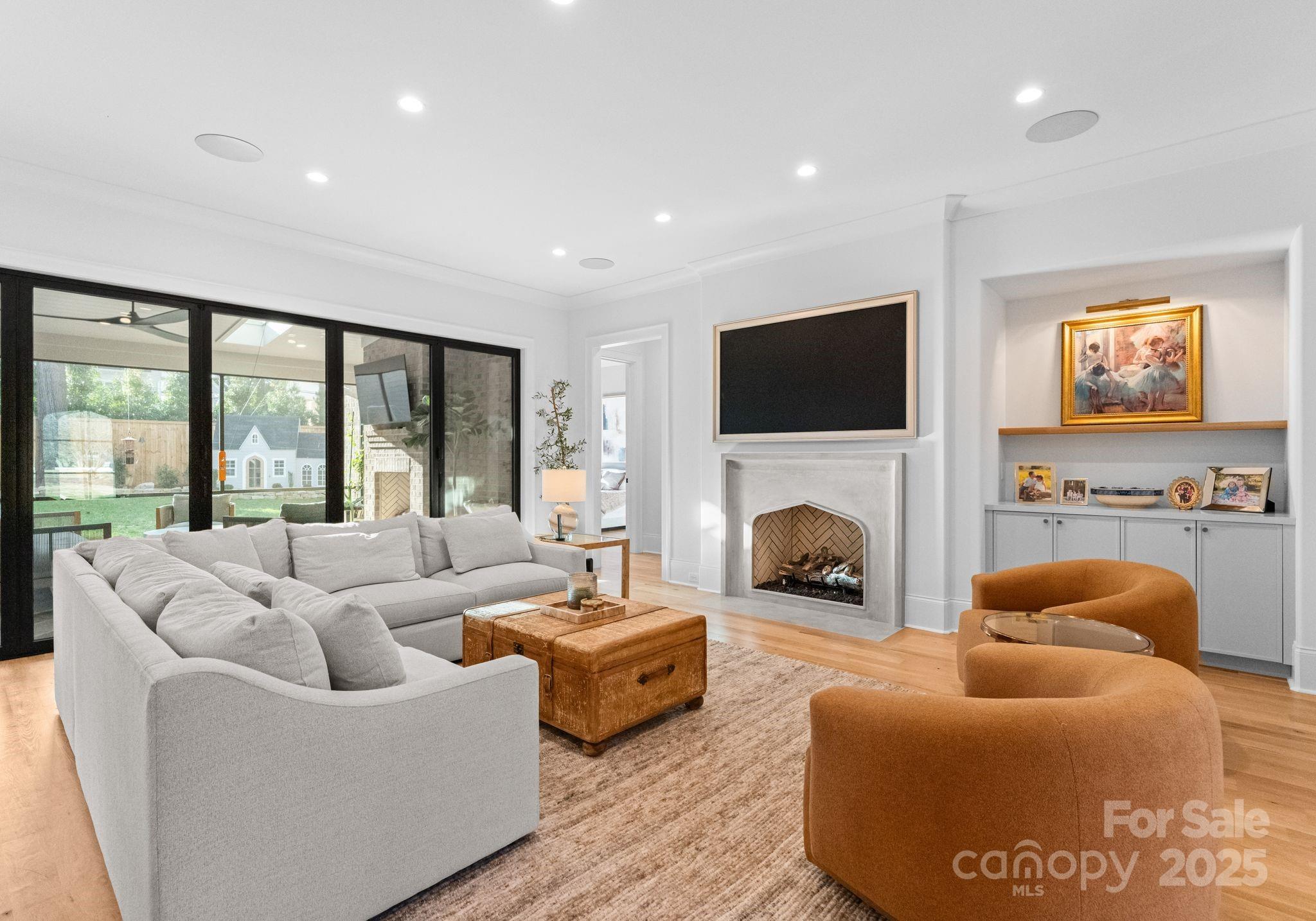 336 Anthony Circle