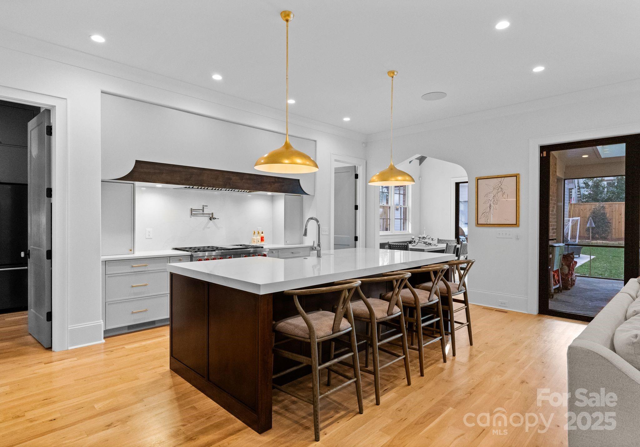 336 Anthony Circle