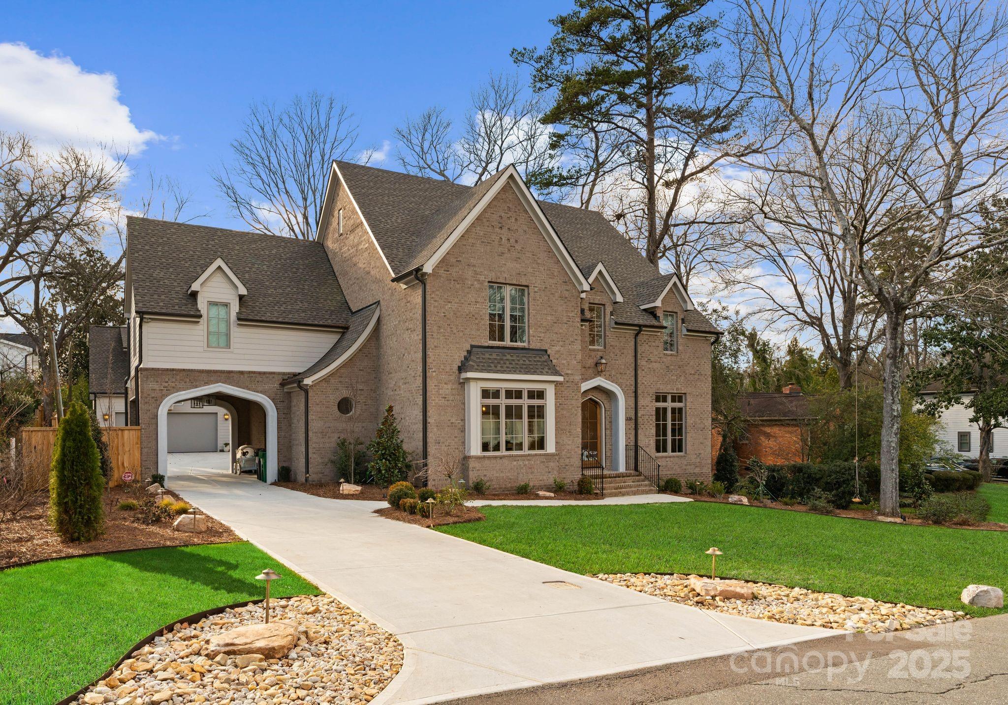 336 Anthony Circle
