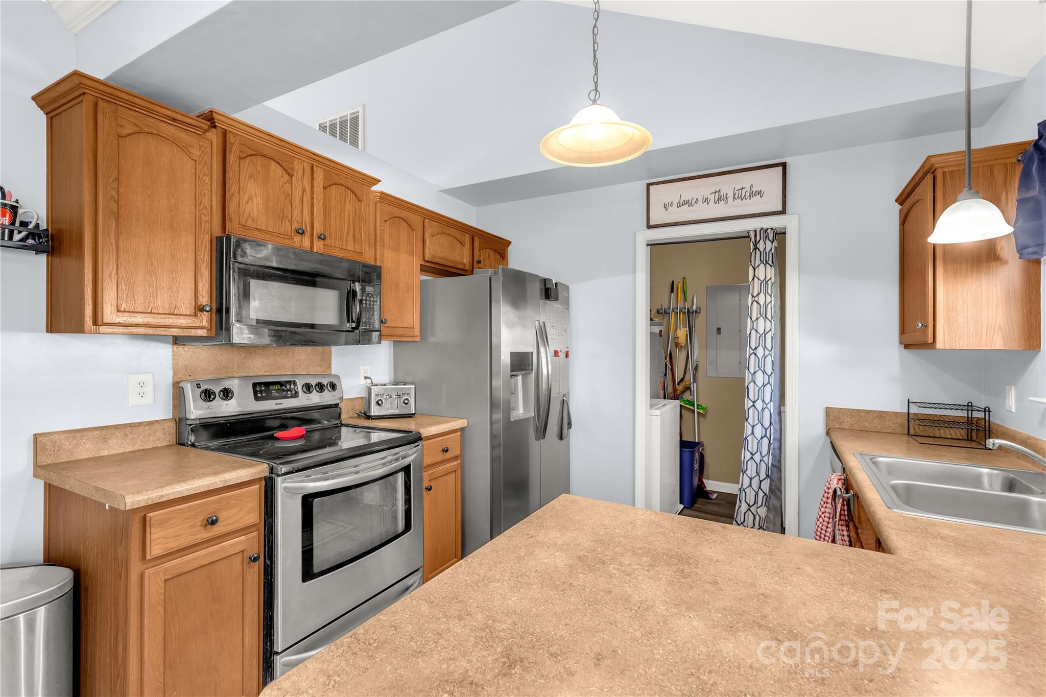 4238 Cornelia Lane