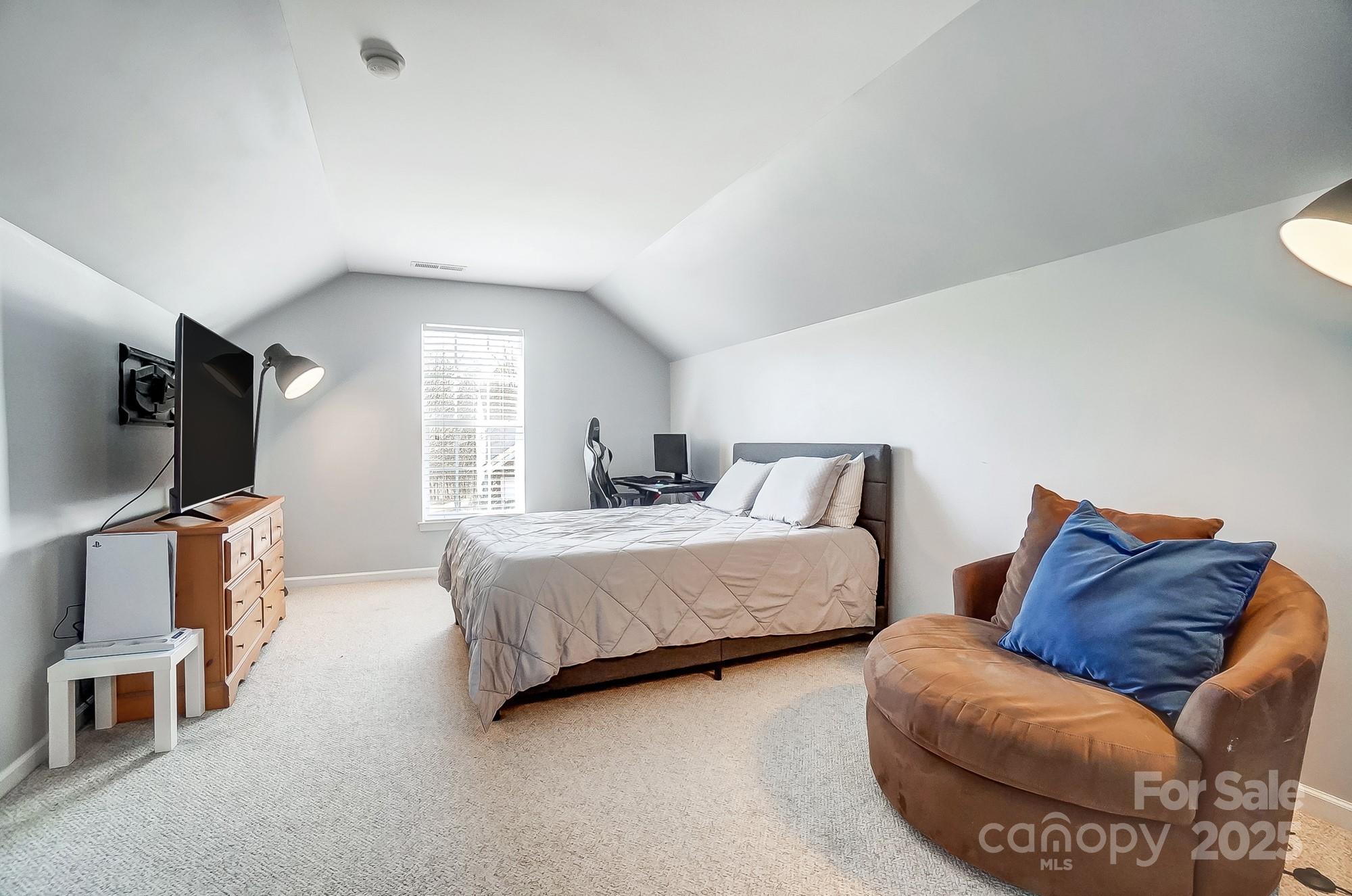7647 Black Hawk Lane