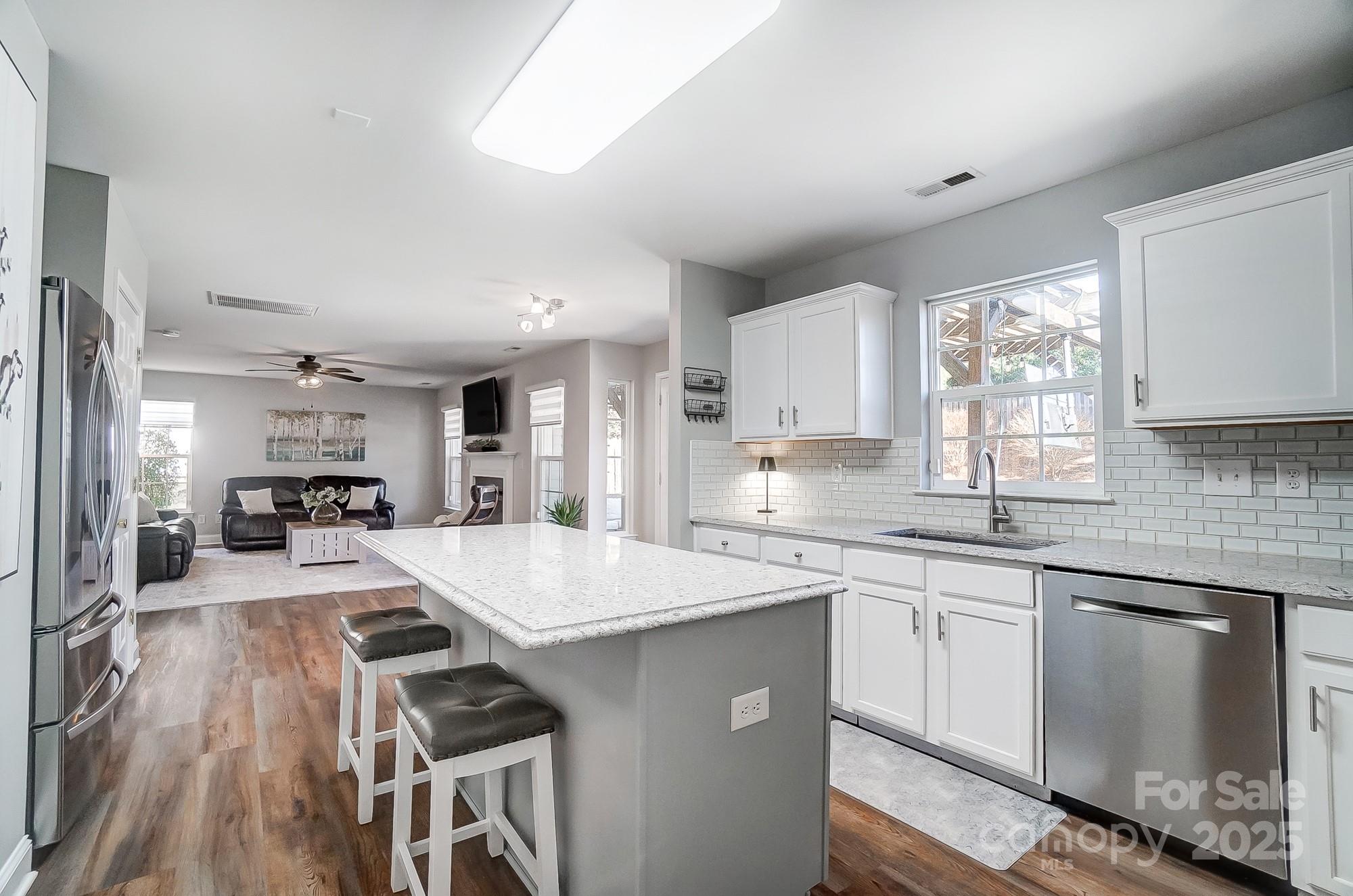 7647 Black Hawk Lane