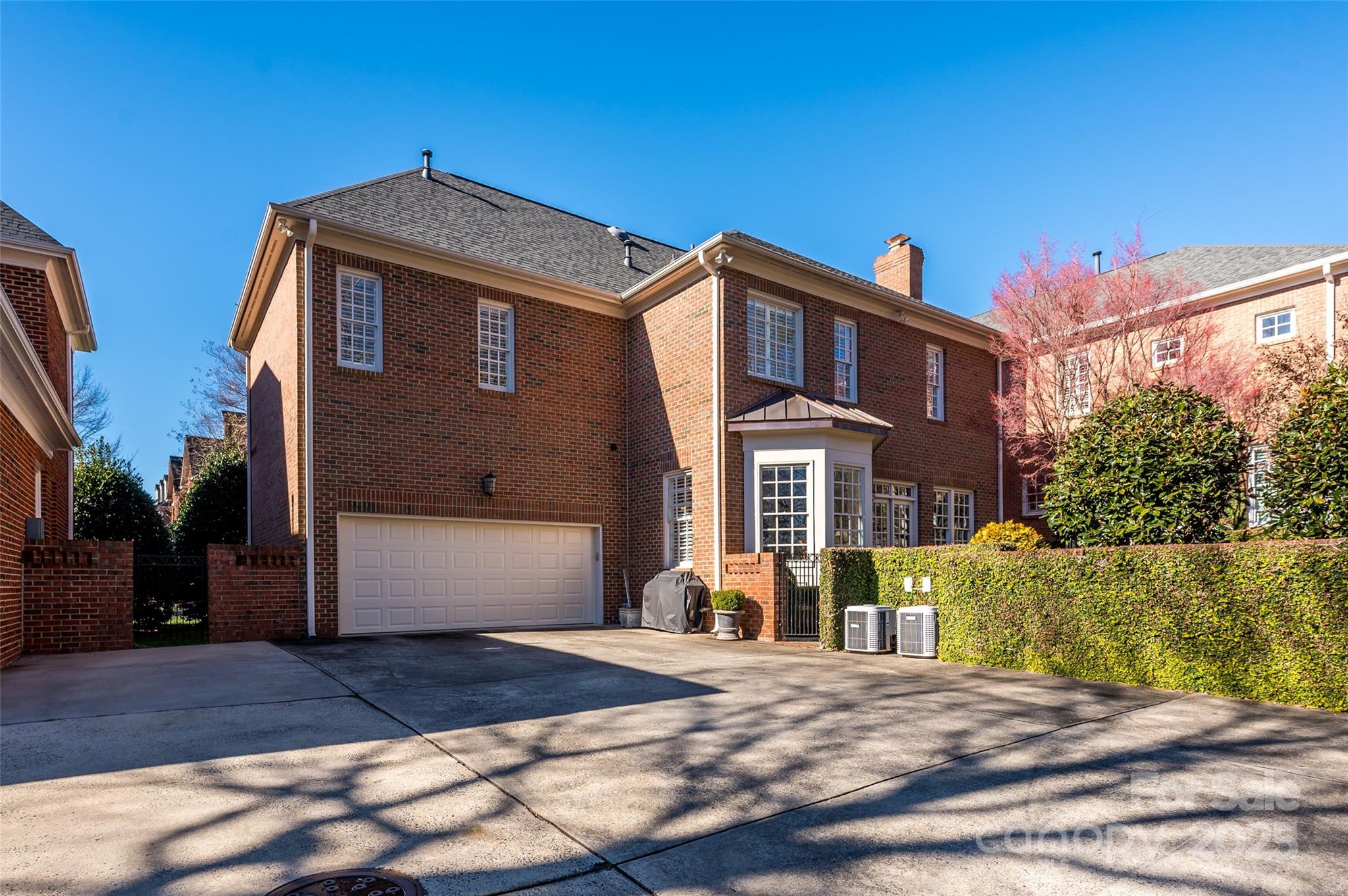 4807 Cambridge Crescent Drive