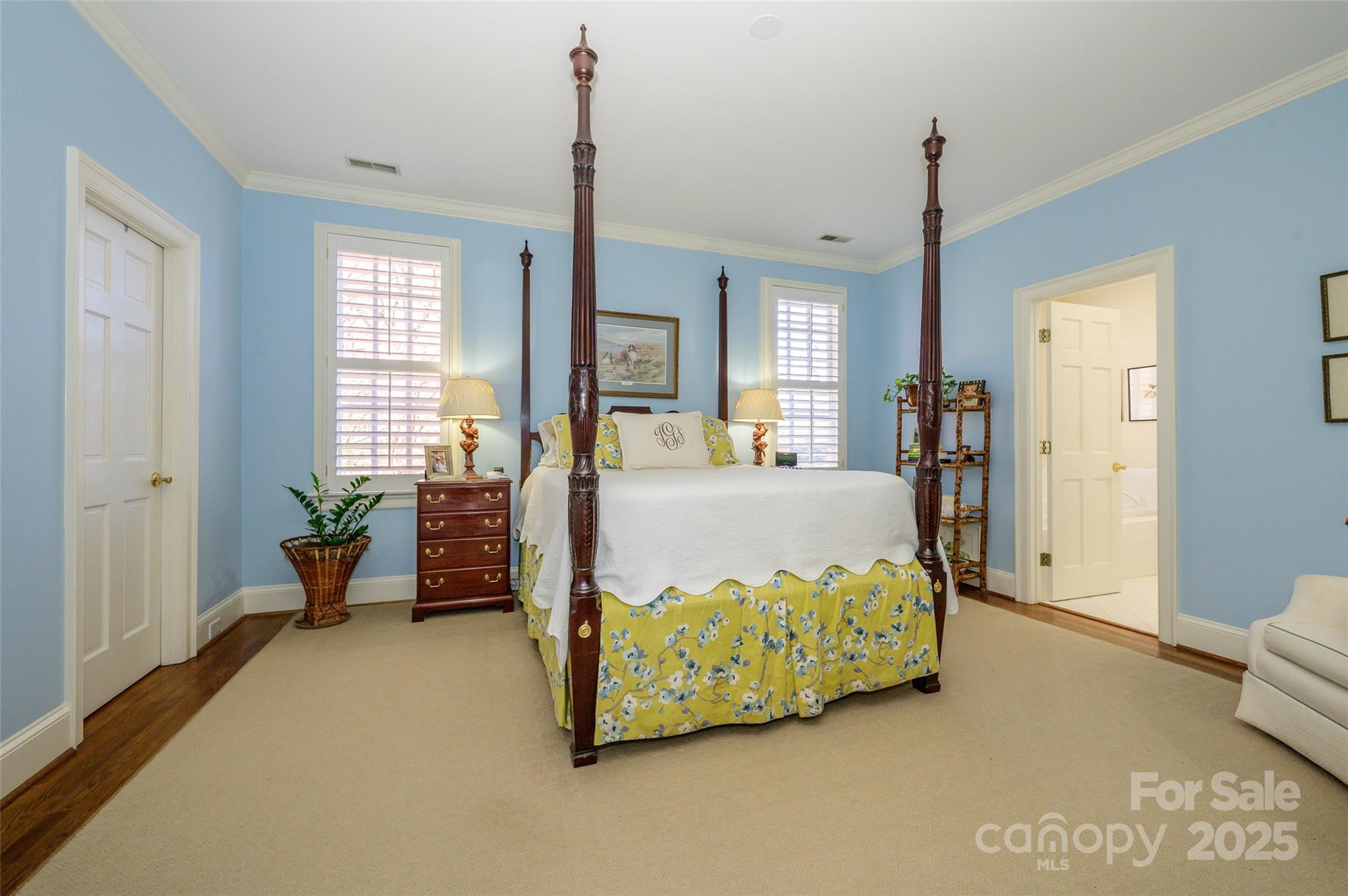 4807 Cambridge Crescent Drive