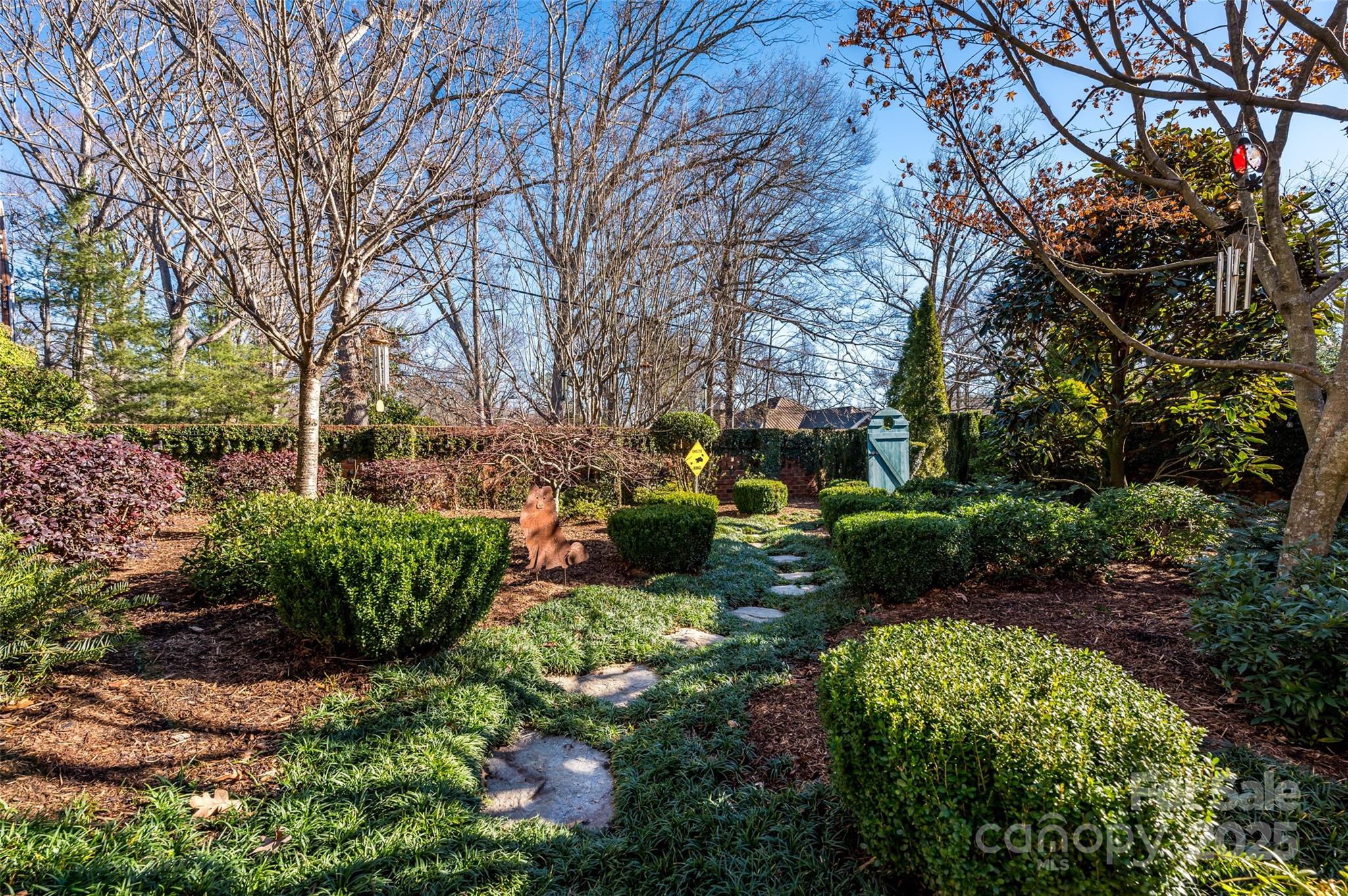 4807 Cambridge Crescent Drive