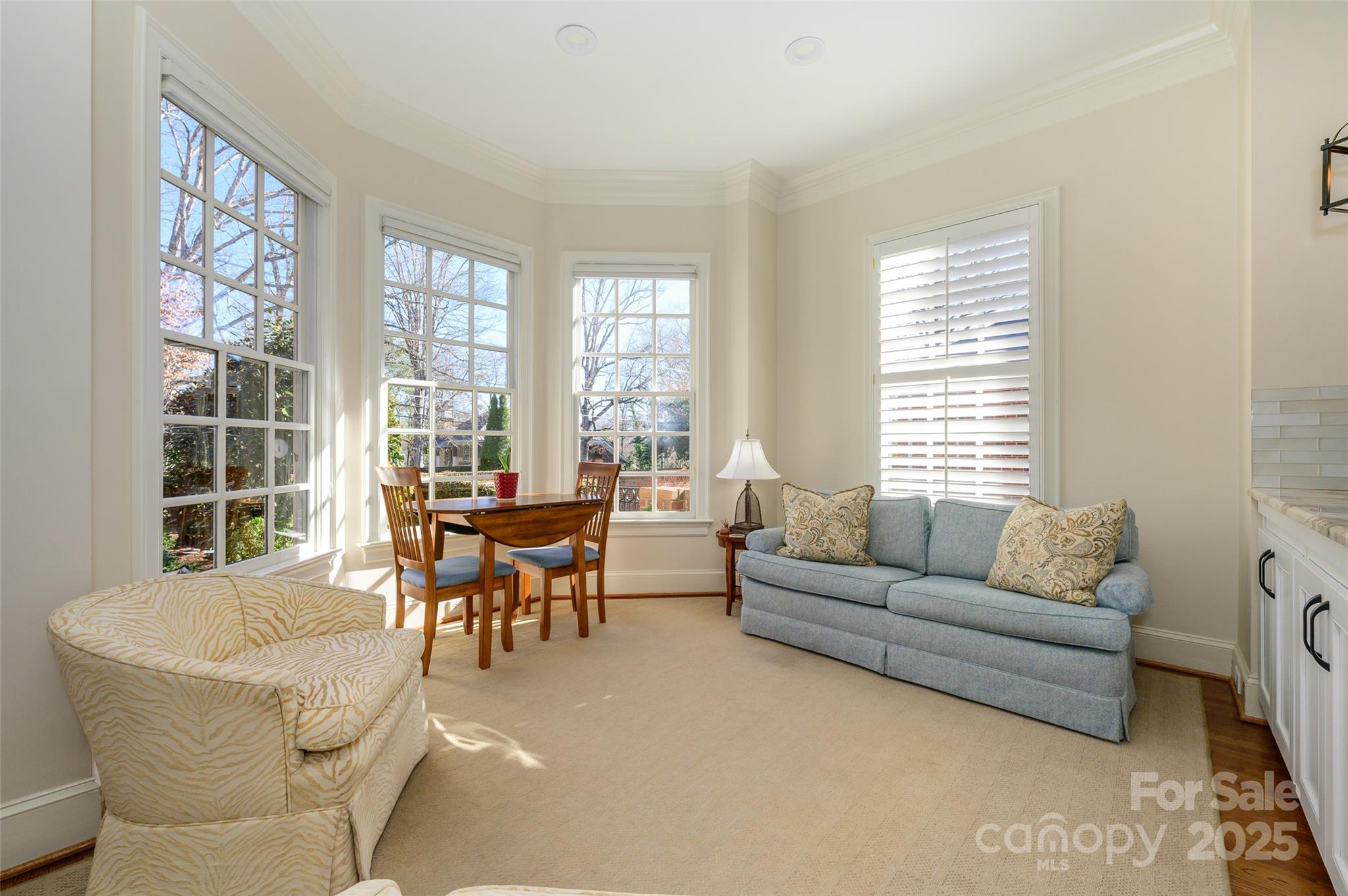 4807 Cambridge Crescent Drive