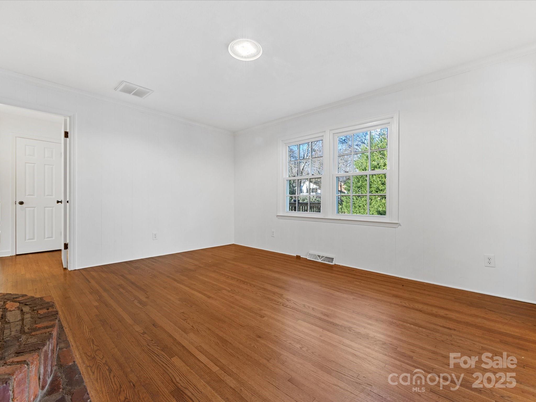 3728 Severn Avenue