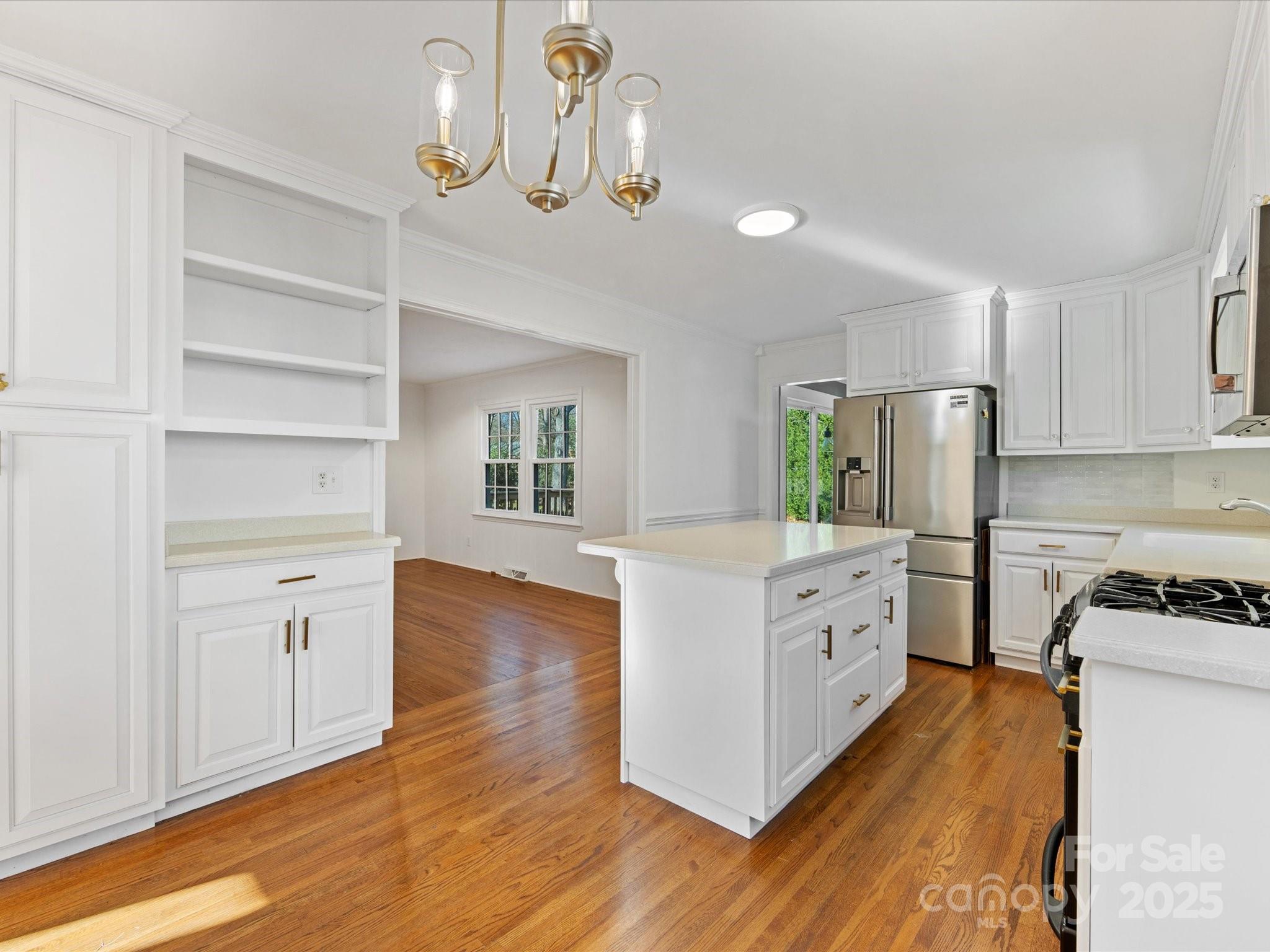 3728 Severn Avenue