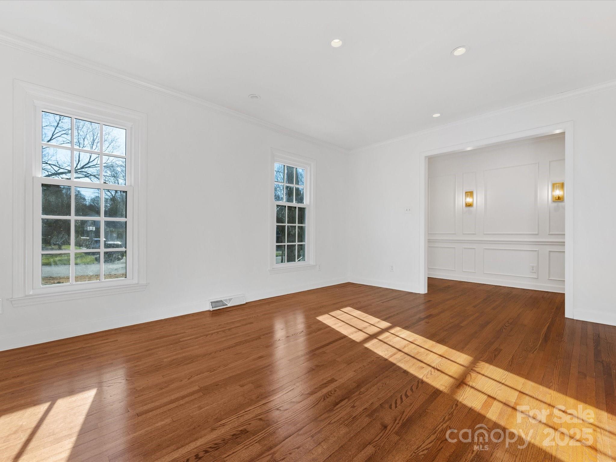 3728 Severn Avenue