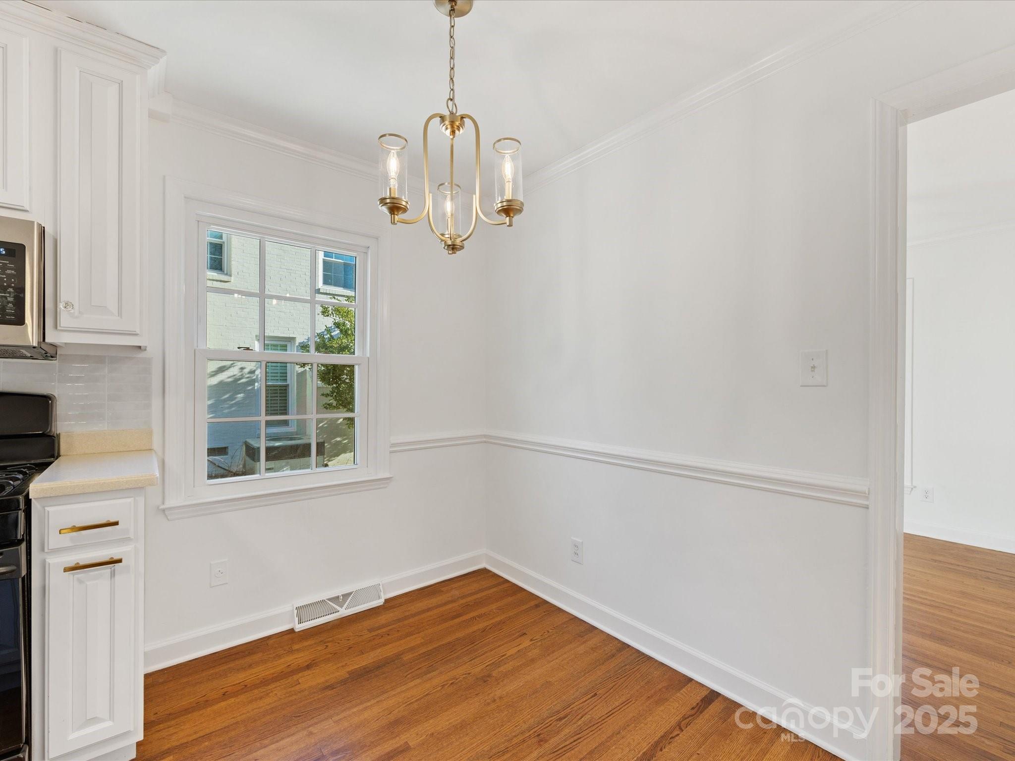 3728 Severn Avenue