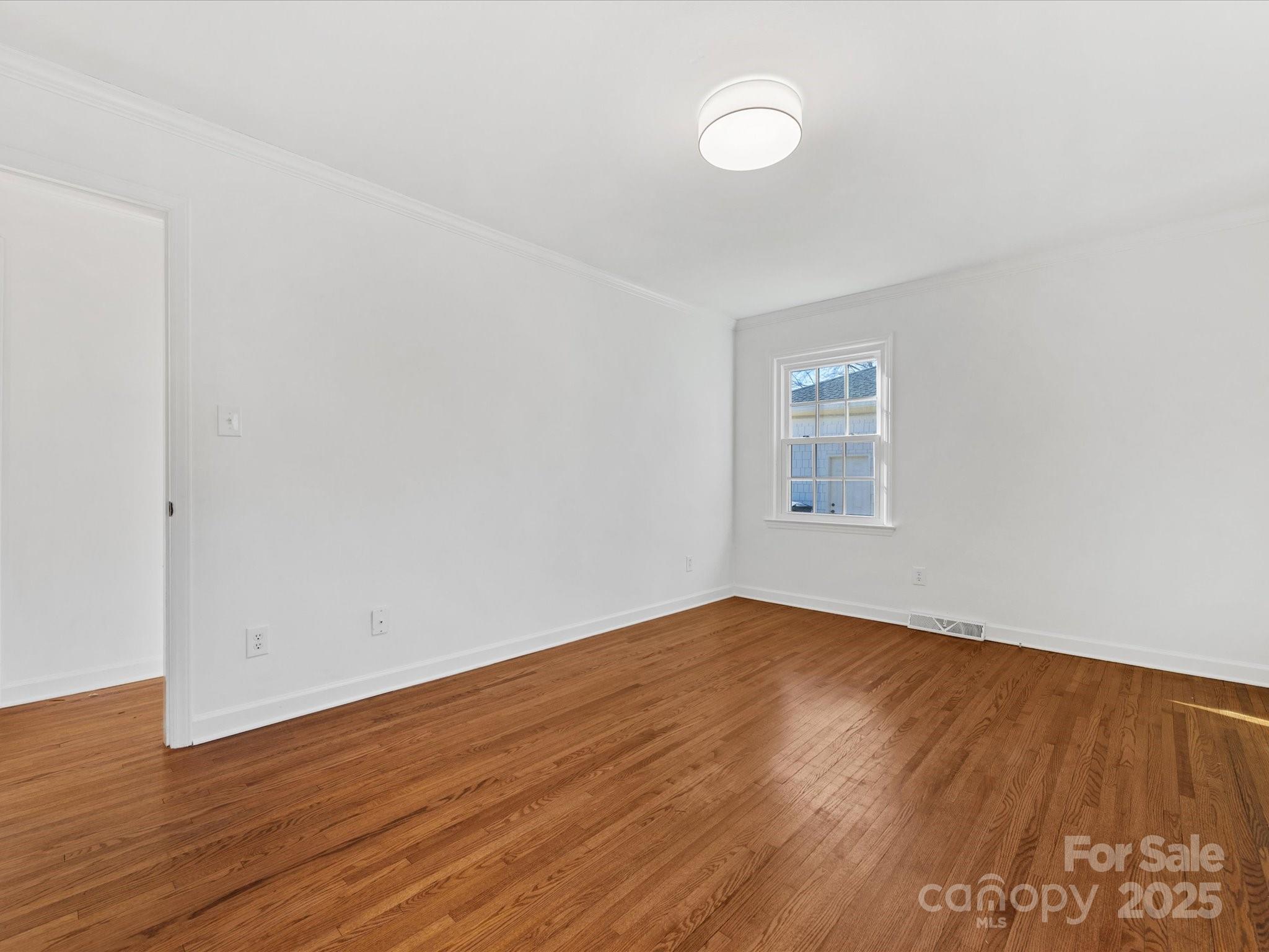 3728 Severn Avenue