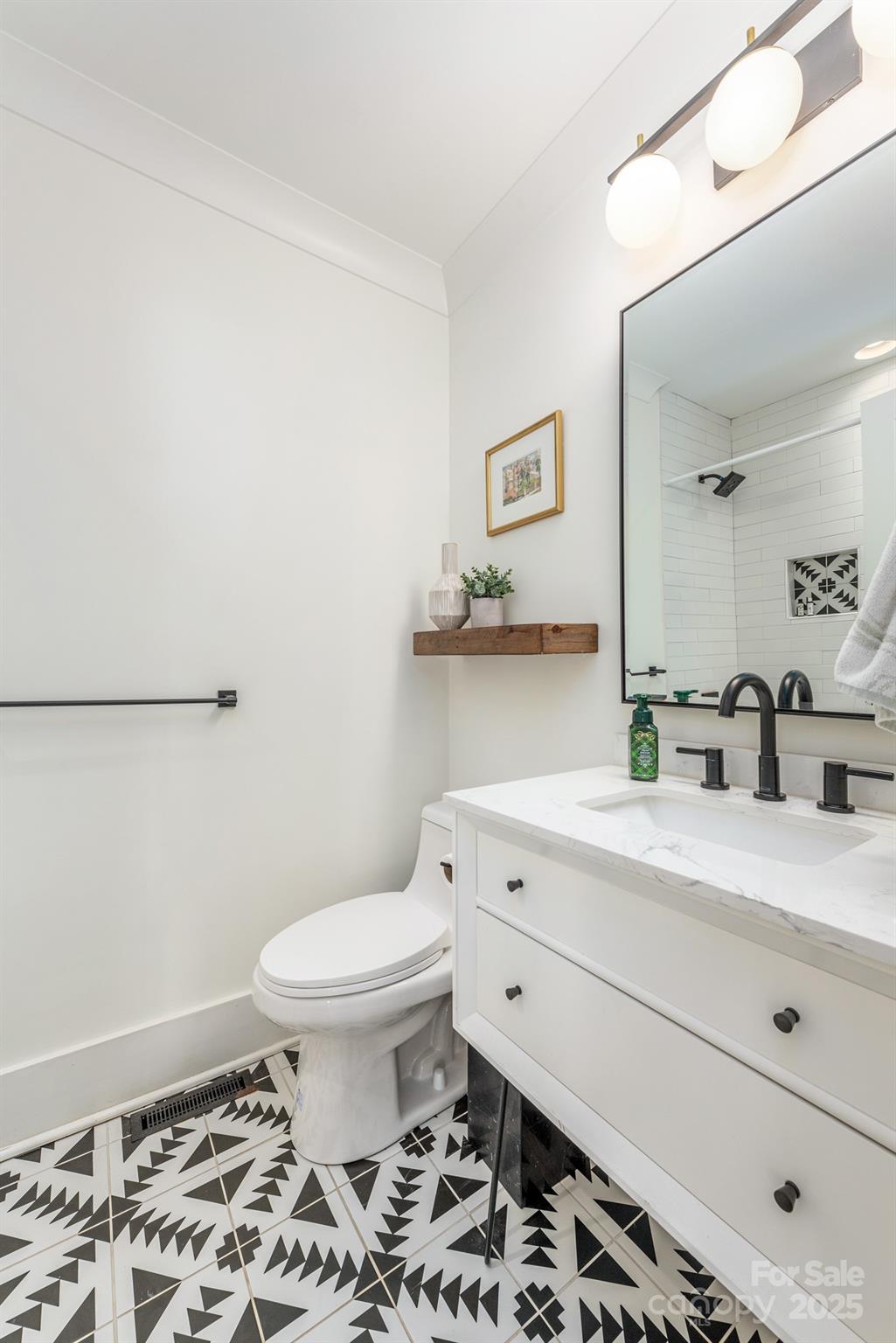 1244 Heather Lane