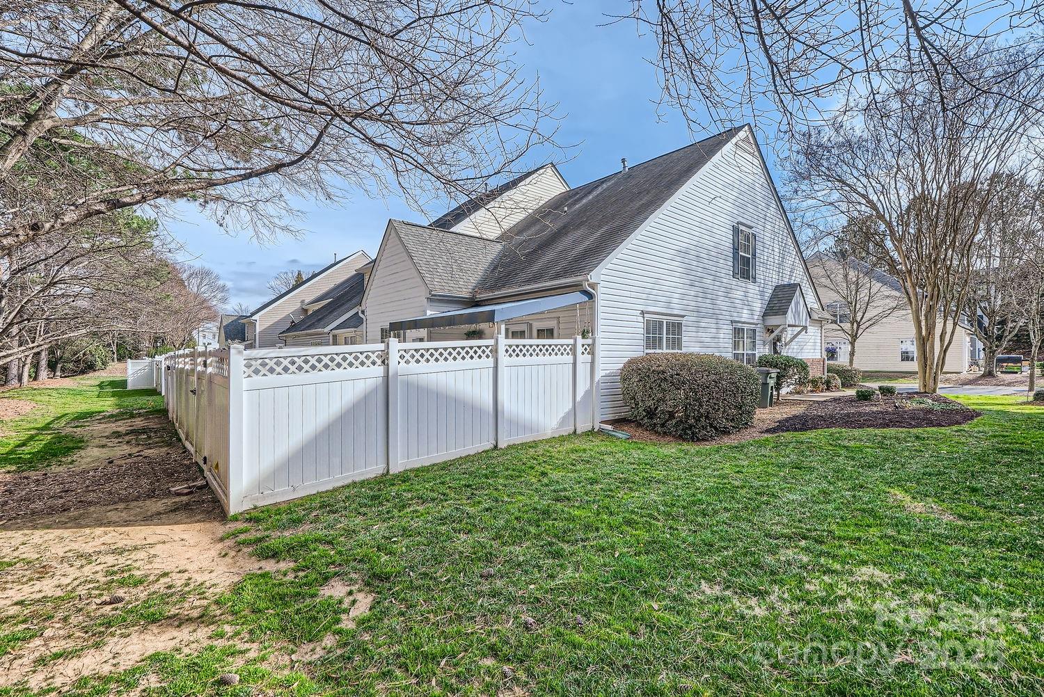 8636 Robinson Forest Drive
