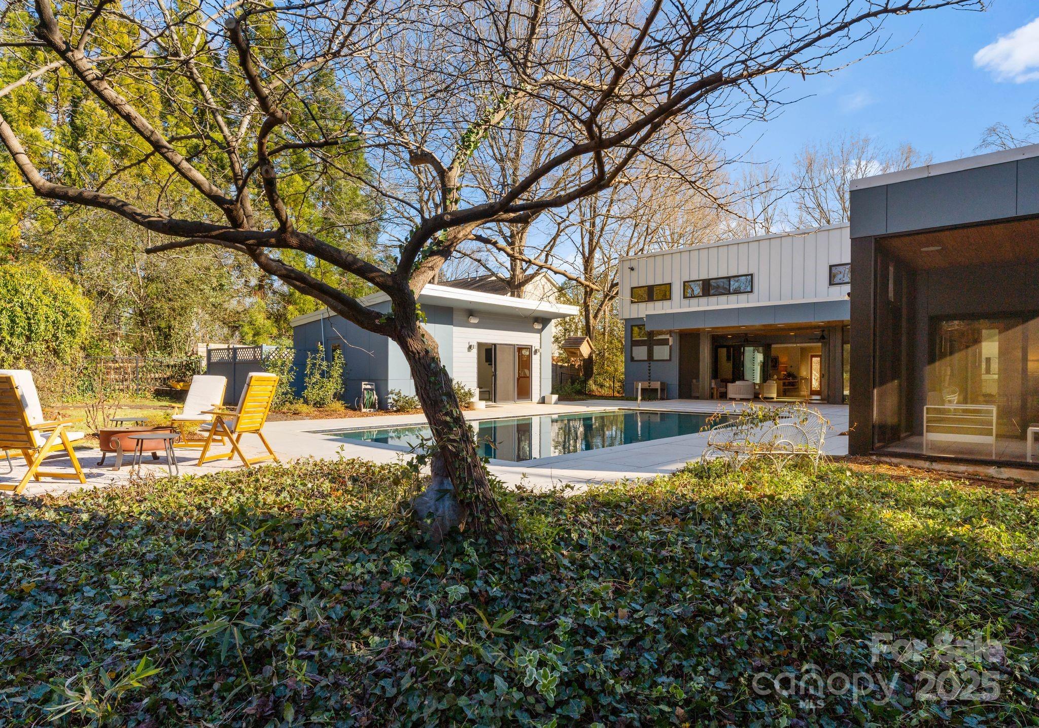 516 Mammoth Oaks Drive