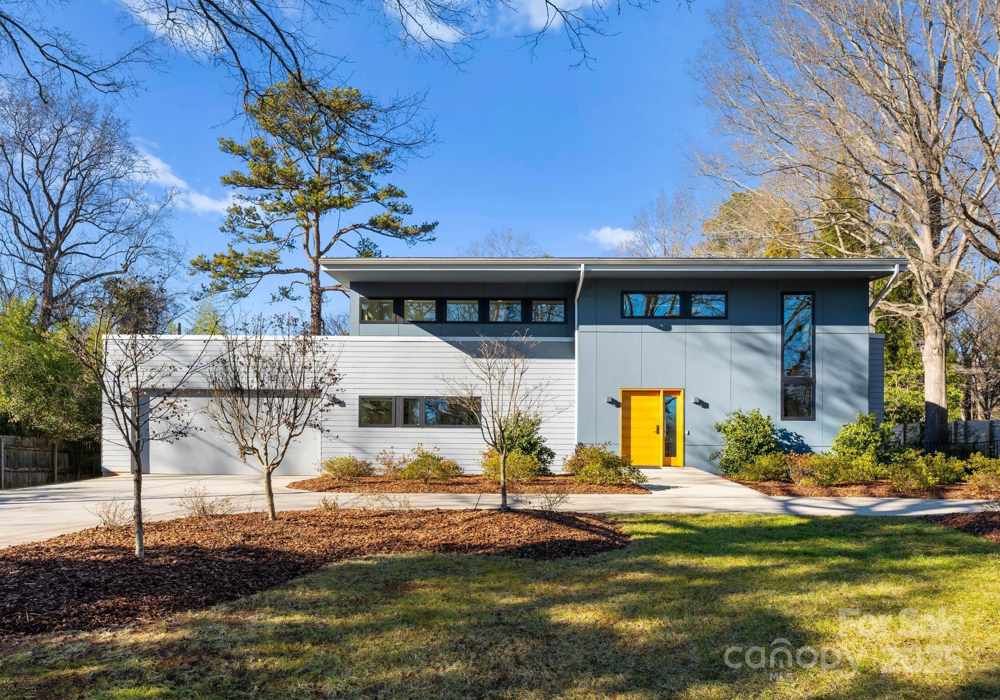 516 Mammoth Oaks Drive