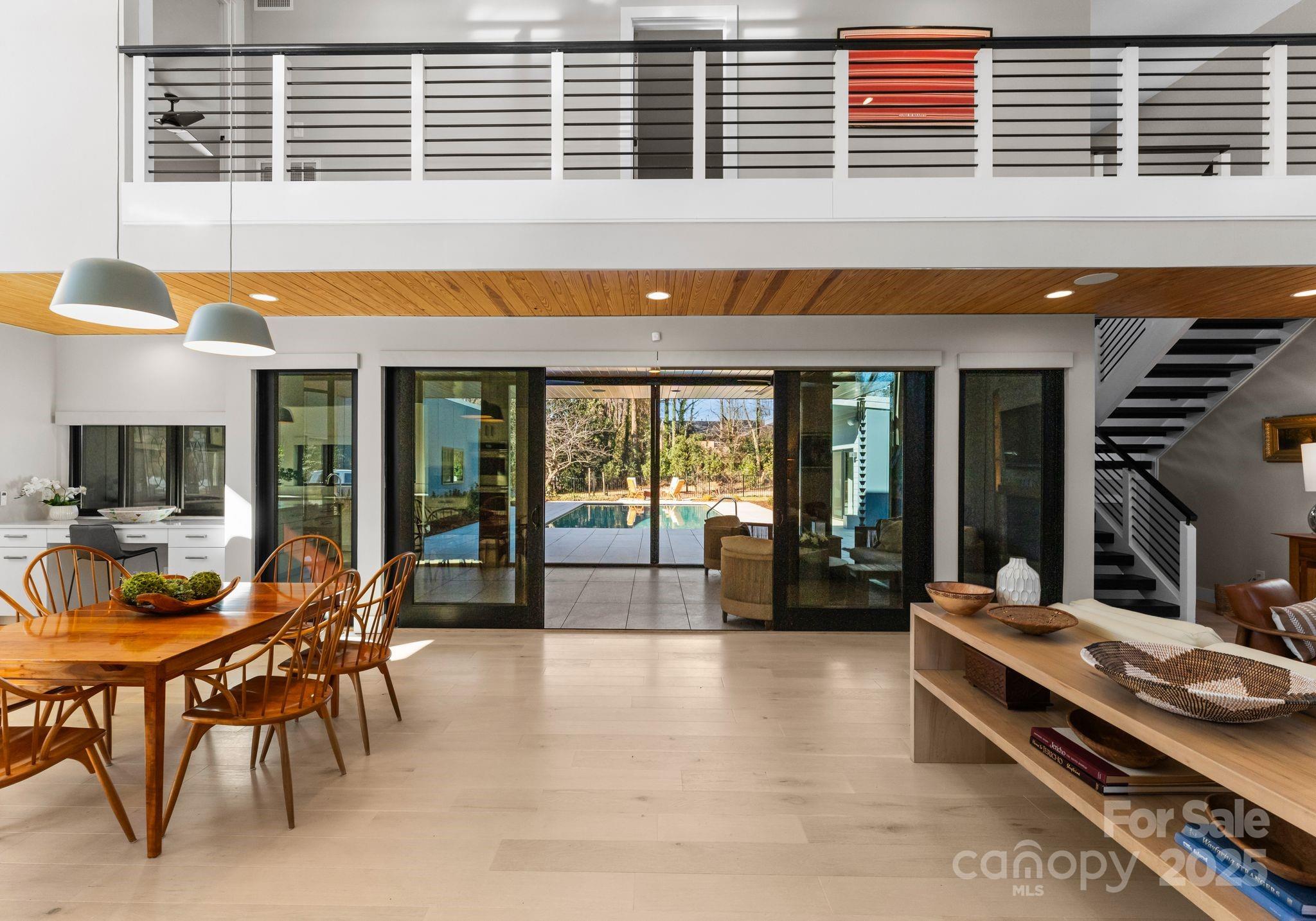 516 Mammoth Oaks Drive