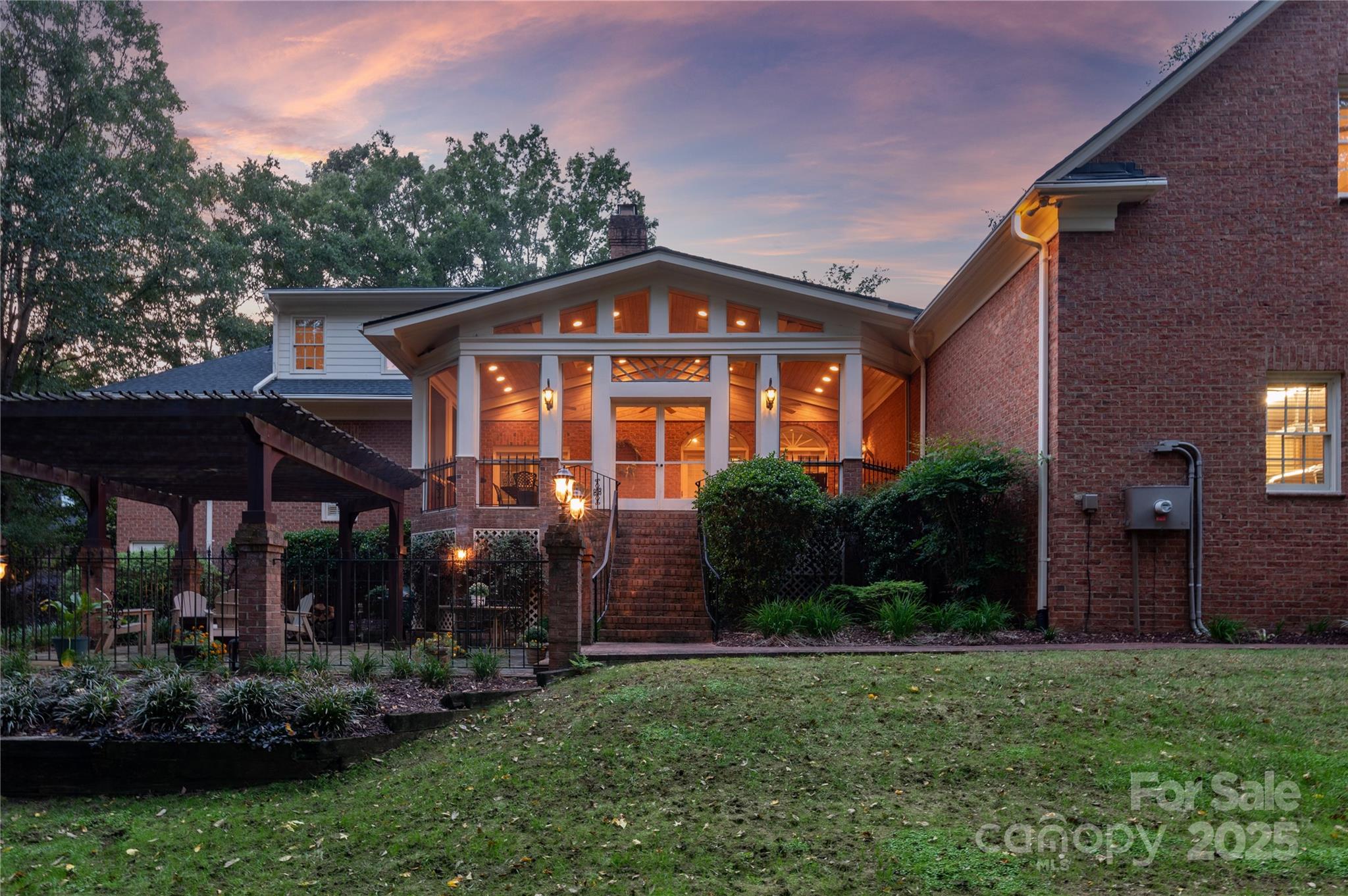 8520 Greencastle Drive