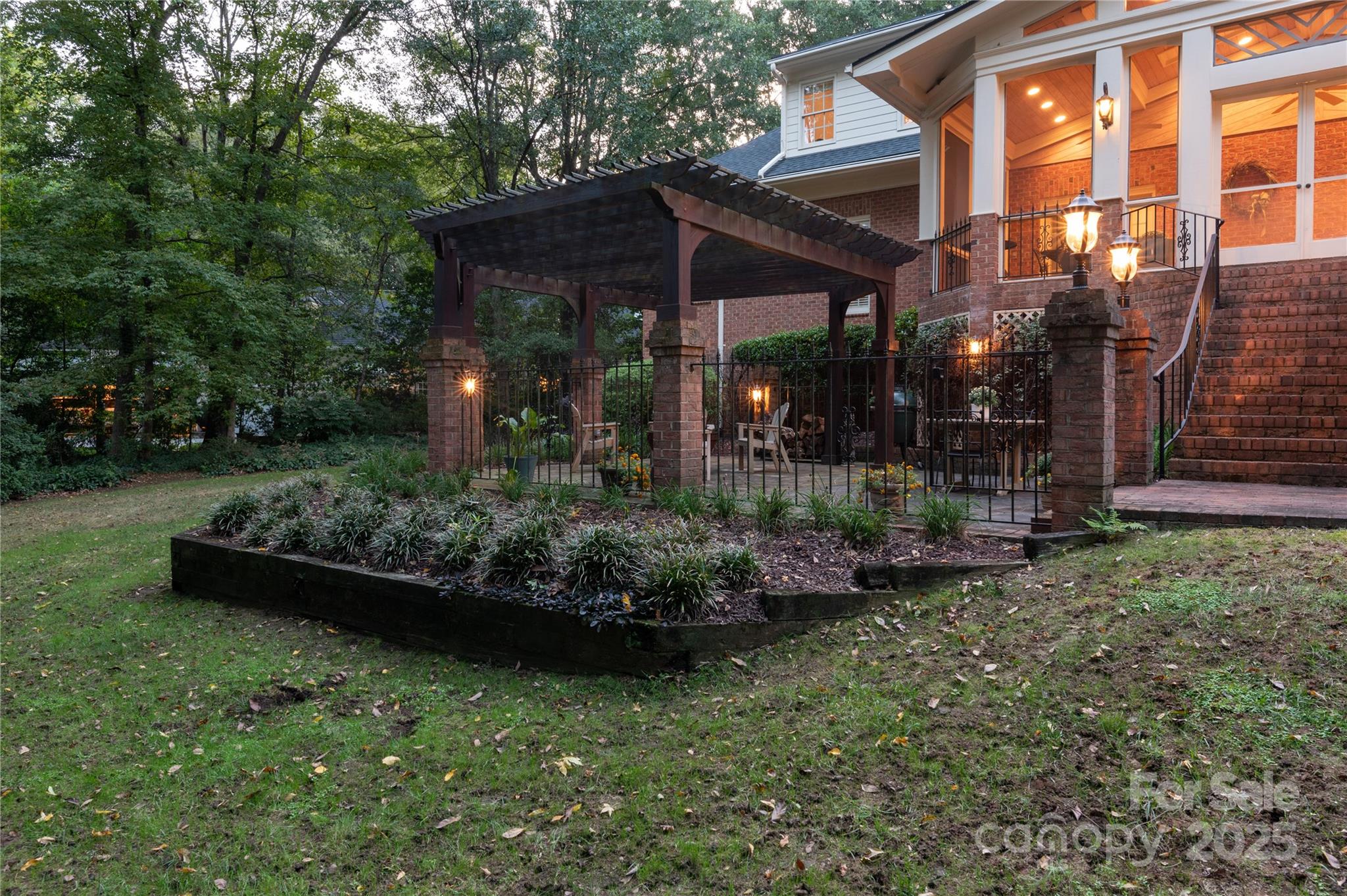 8520 Greencastle Drive
