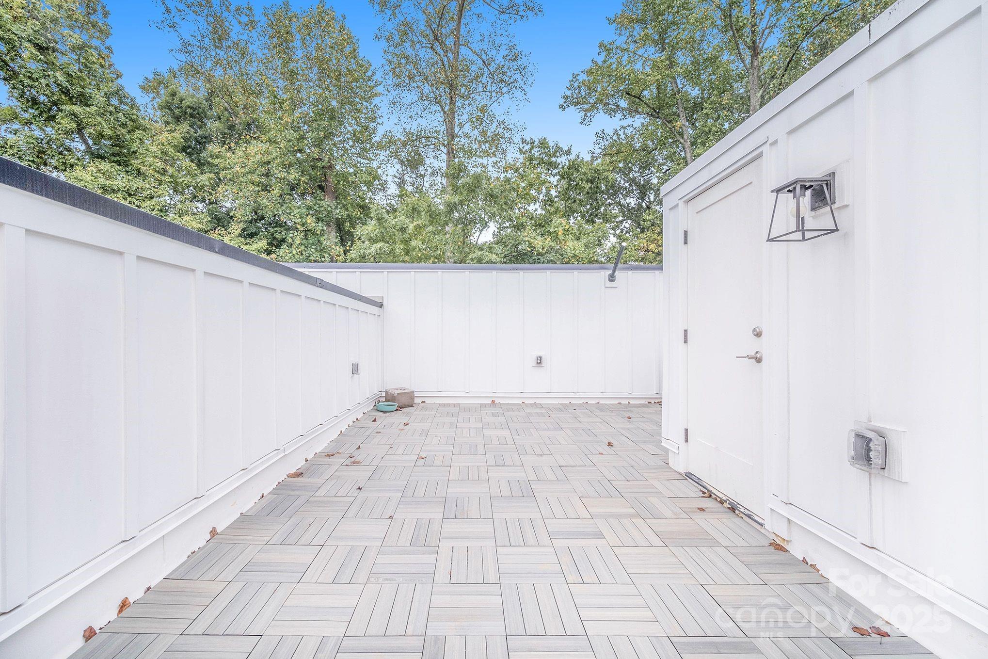 2542 Park Rose Lane Unit: 9