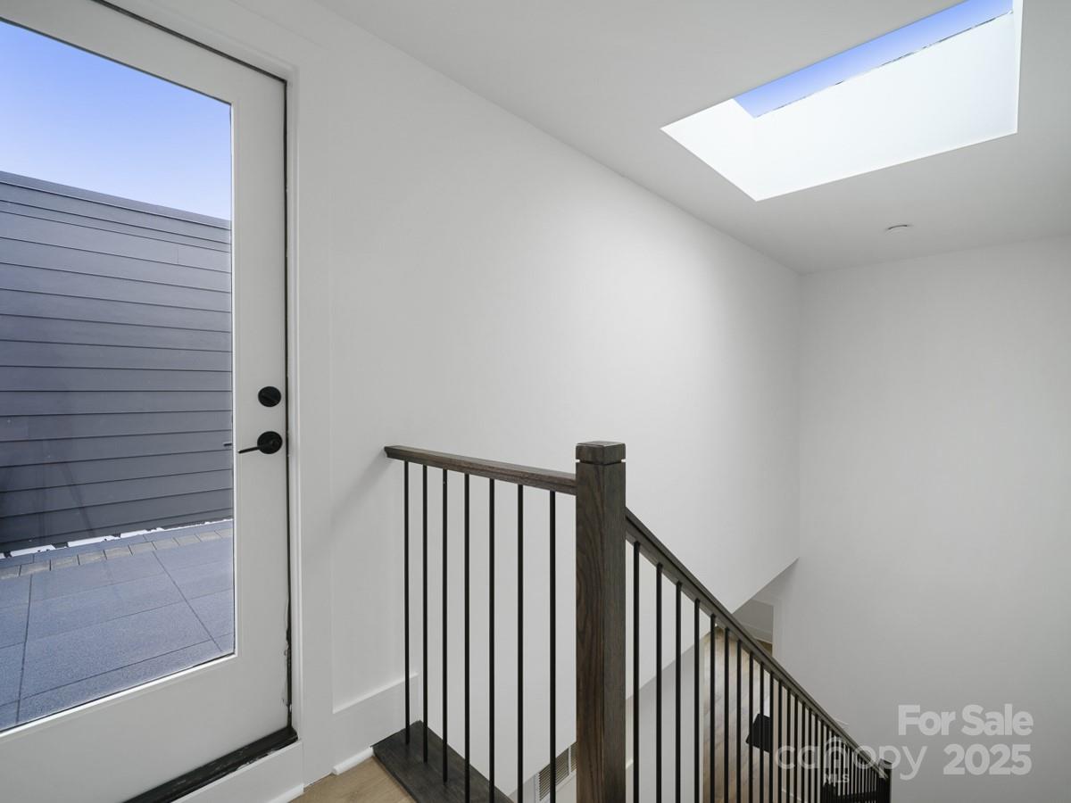 2538 Park Rose Lane Unit: 10