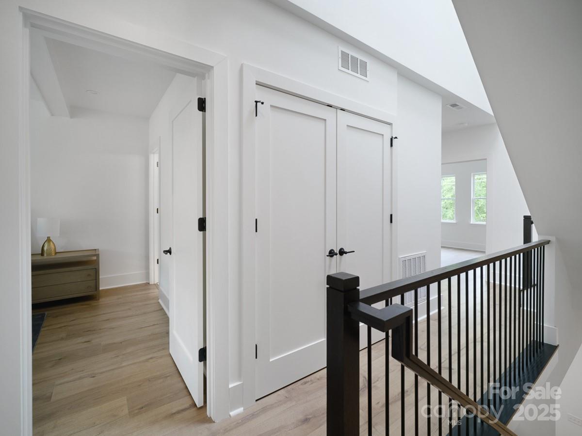 2530 Park Rose Lane Unit: 12