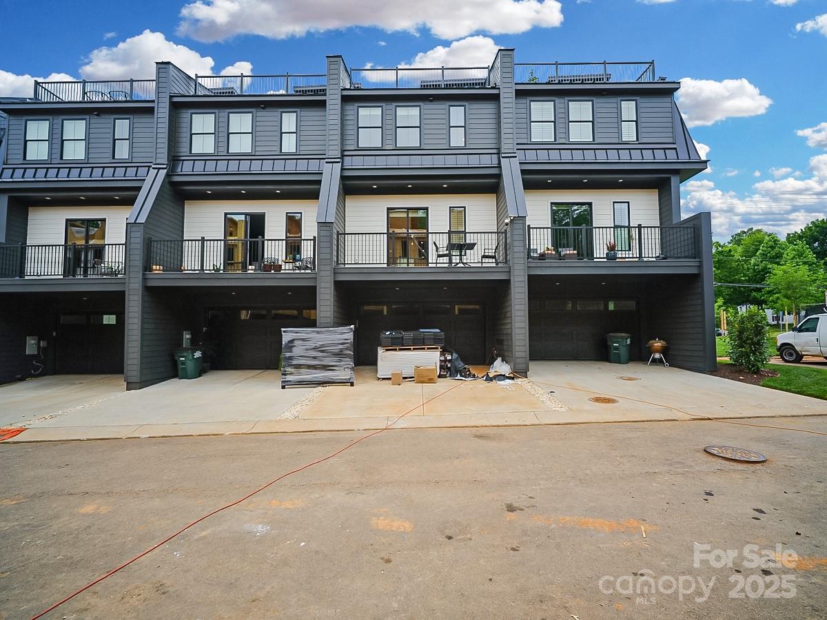 2530 Park Rose Lane Unit: 12