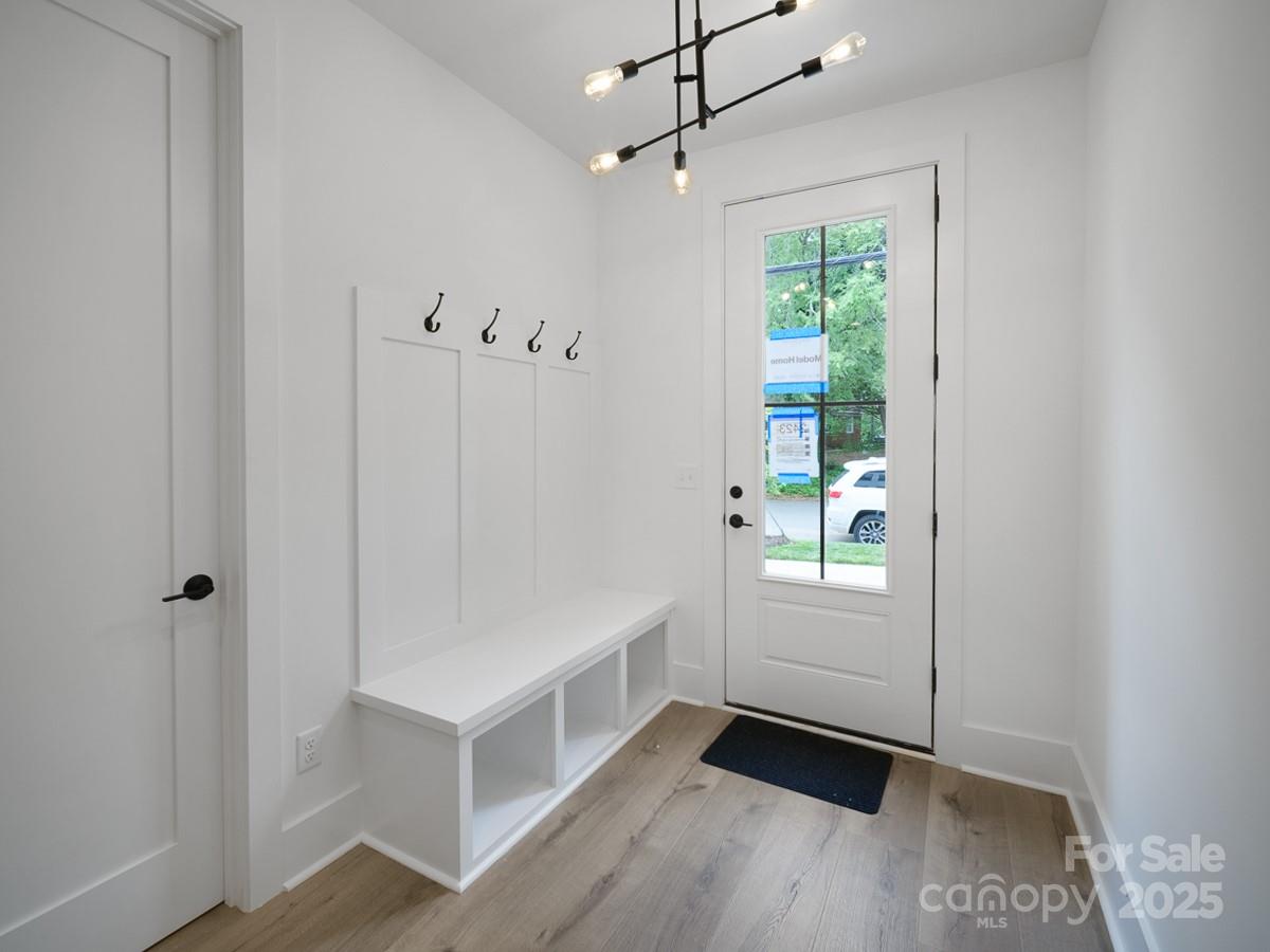 2530 Park Rose Lane Unit: 12