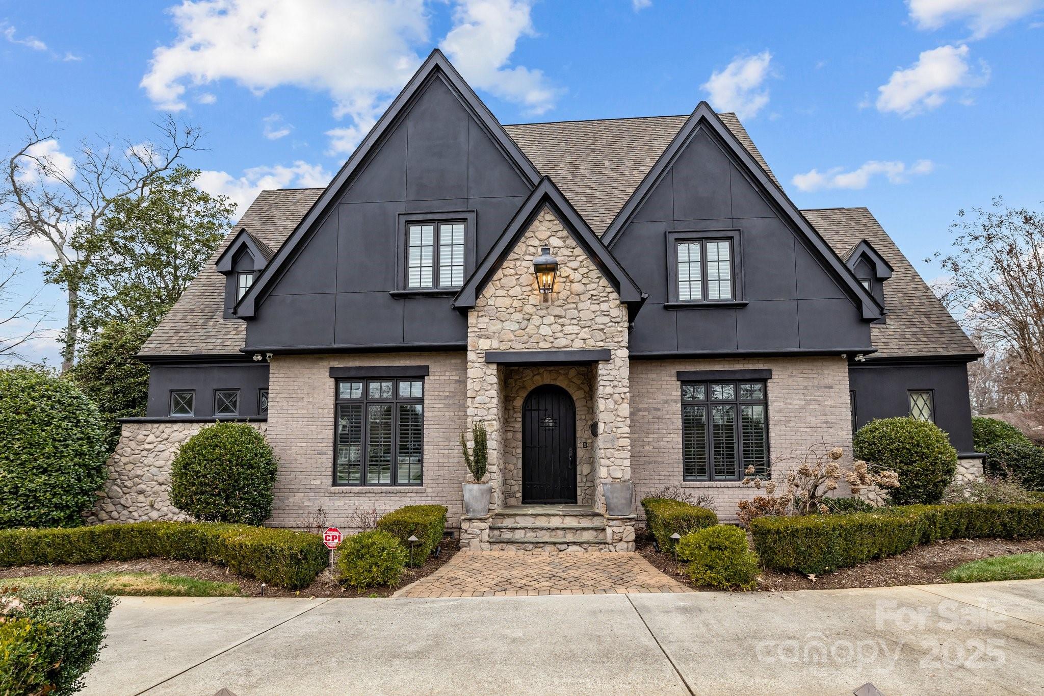 2130 Ferncliff Road